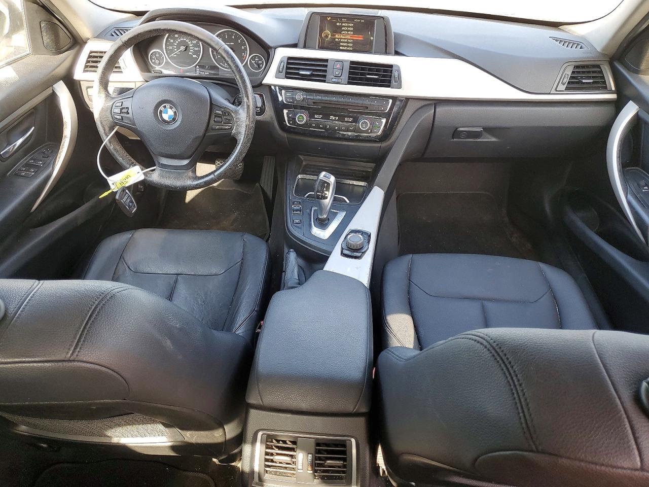 2017 BMW 320 I - zdjęcie 8