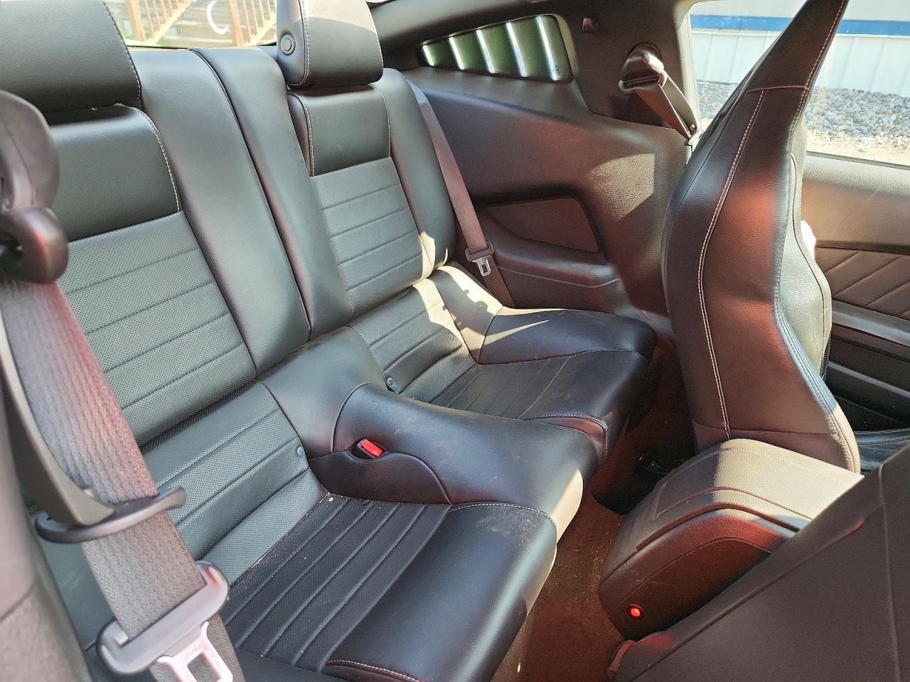 2014 Ford Mustang - zdjęcie 10