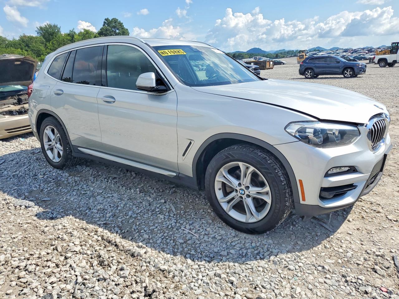 2019 BMW X3 xDrive30I - zdjęcie 4