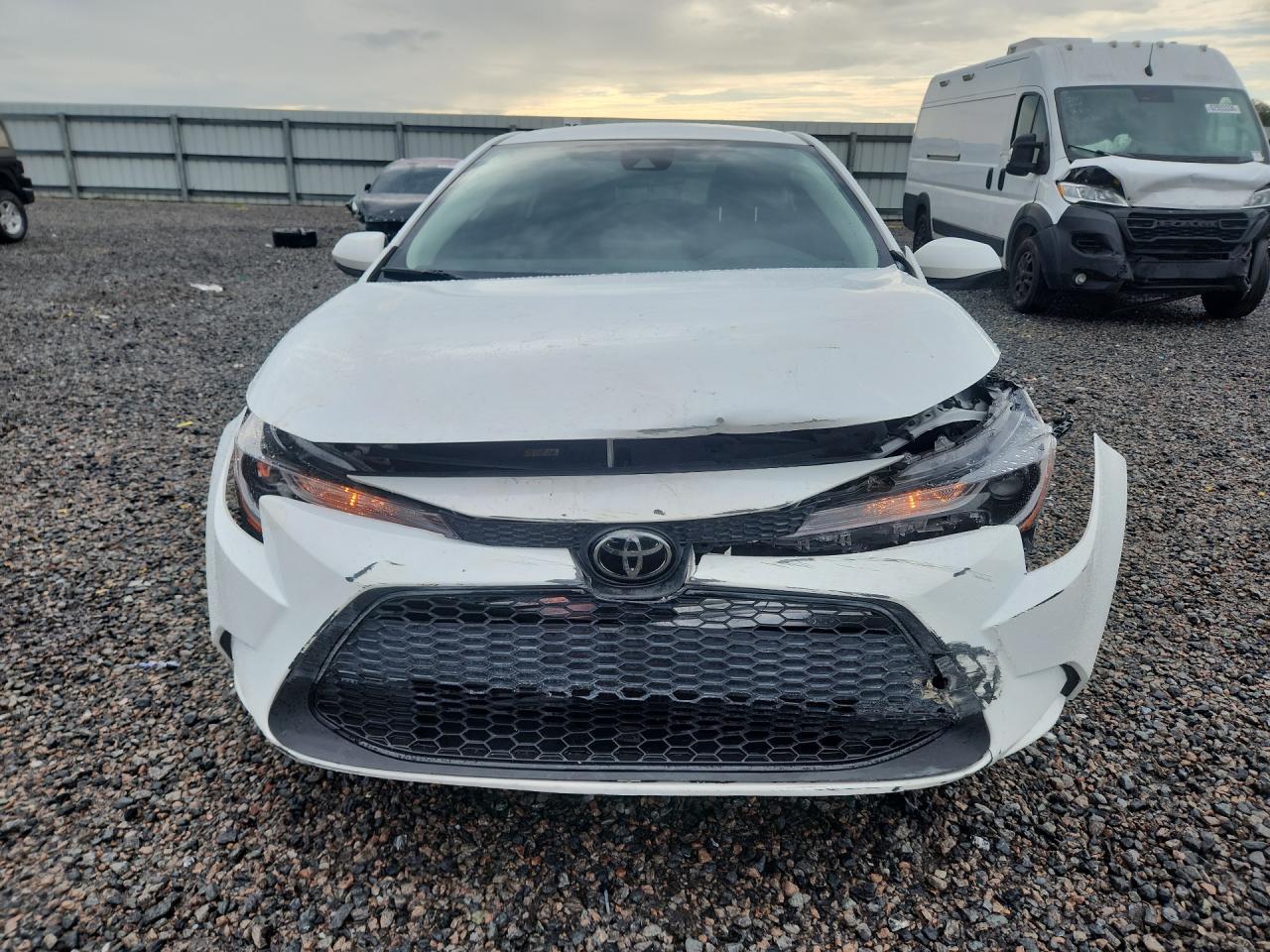 2022 Toyota Corolla Le - zdjęcie 5