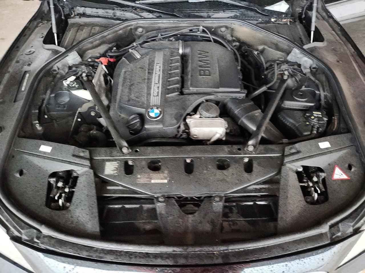 2015 BMW Seria 7 740Li - zdjęcie 11