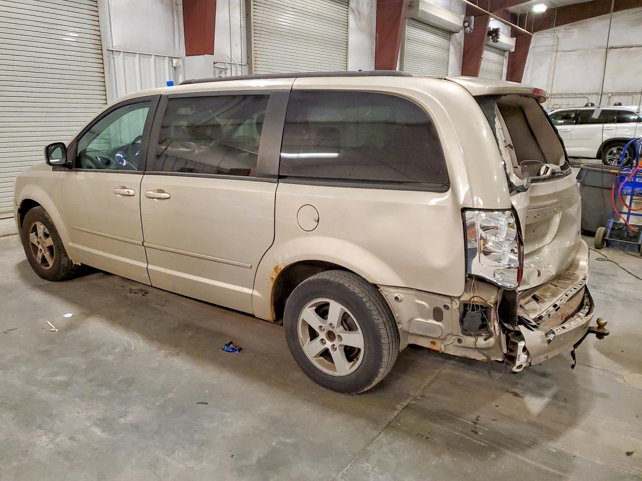 2013 Dodge Grand Caravan Sxt - zdjęcie 2