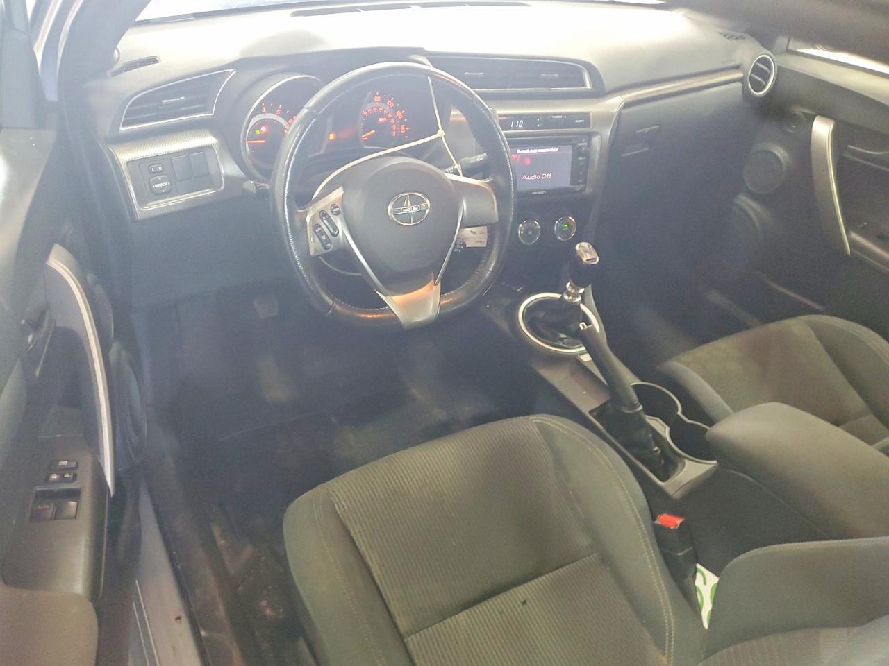 2014 Toyota Scion Tc - zdjęcie 8