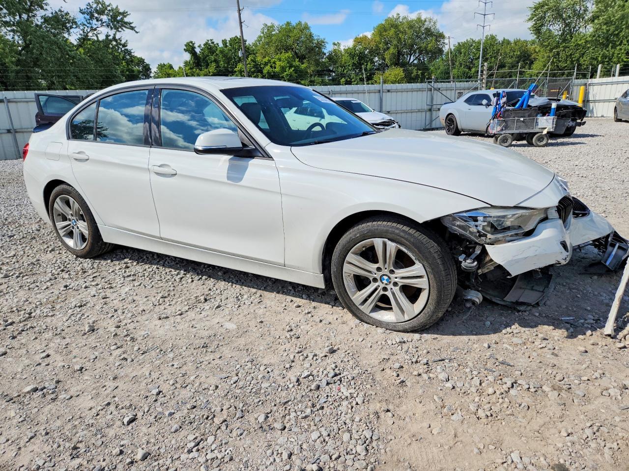 2016 BMW Seria 3 328i - zdjęcie 4