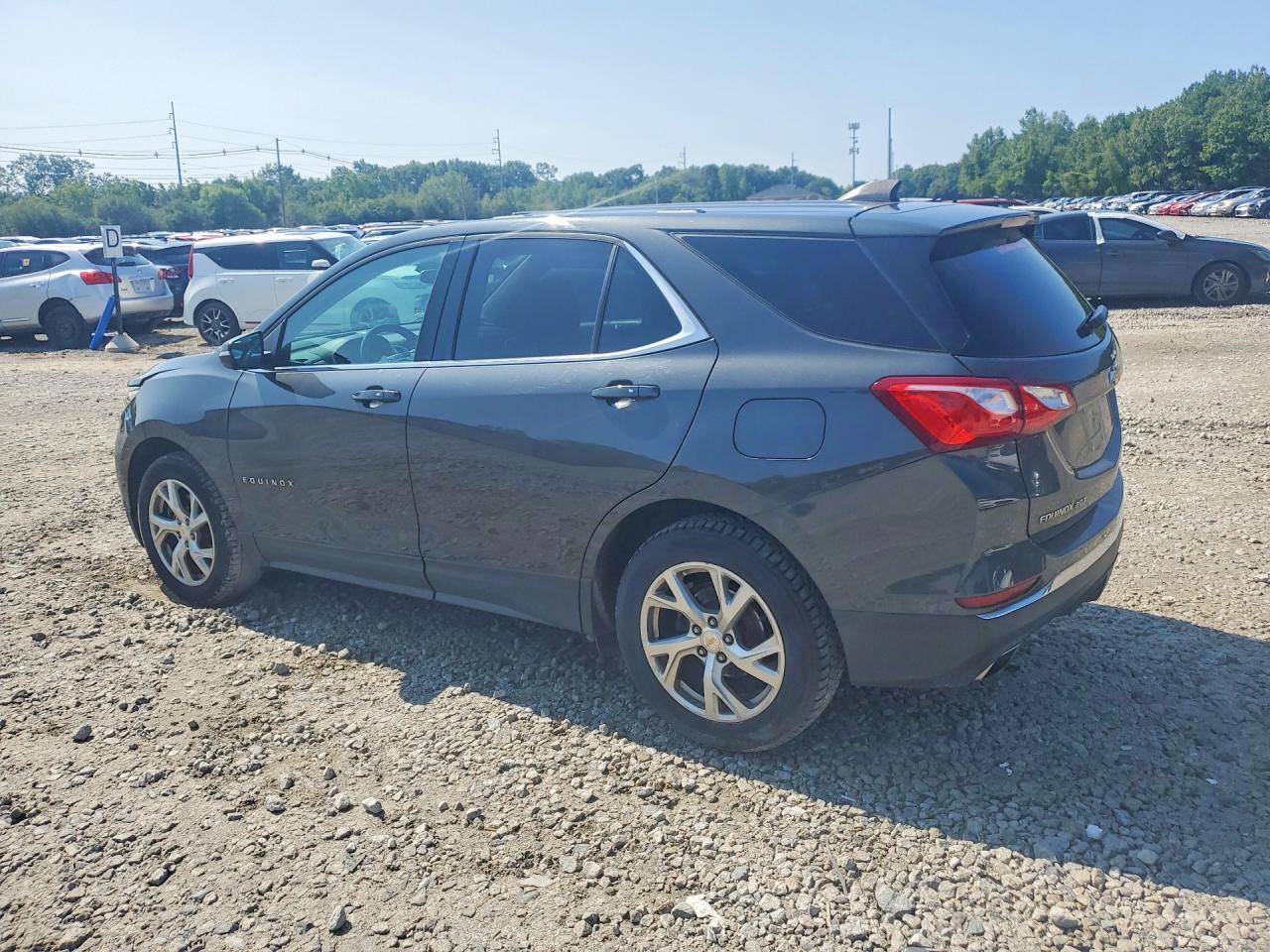 2018 Chevrolet Equinox Lt - zdjęcie 2