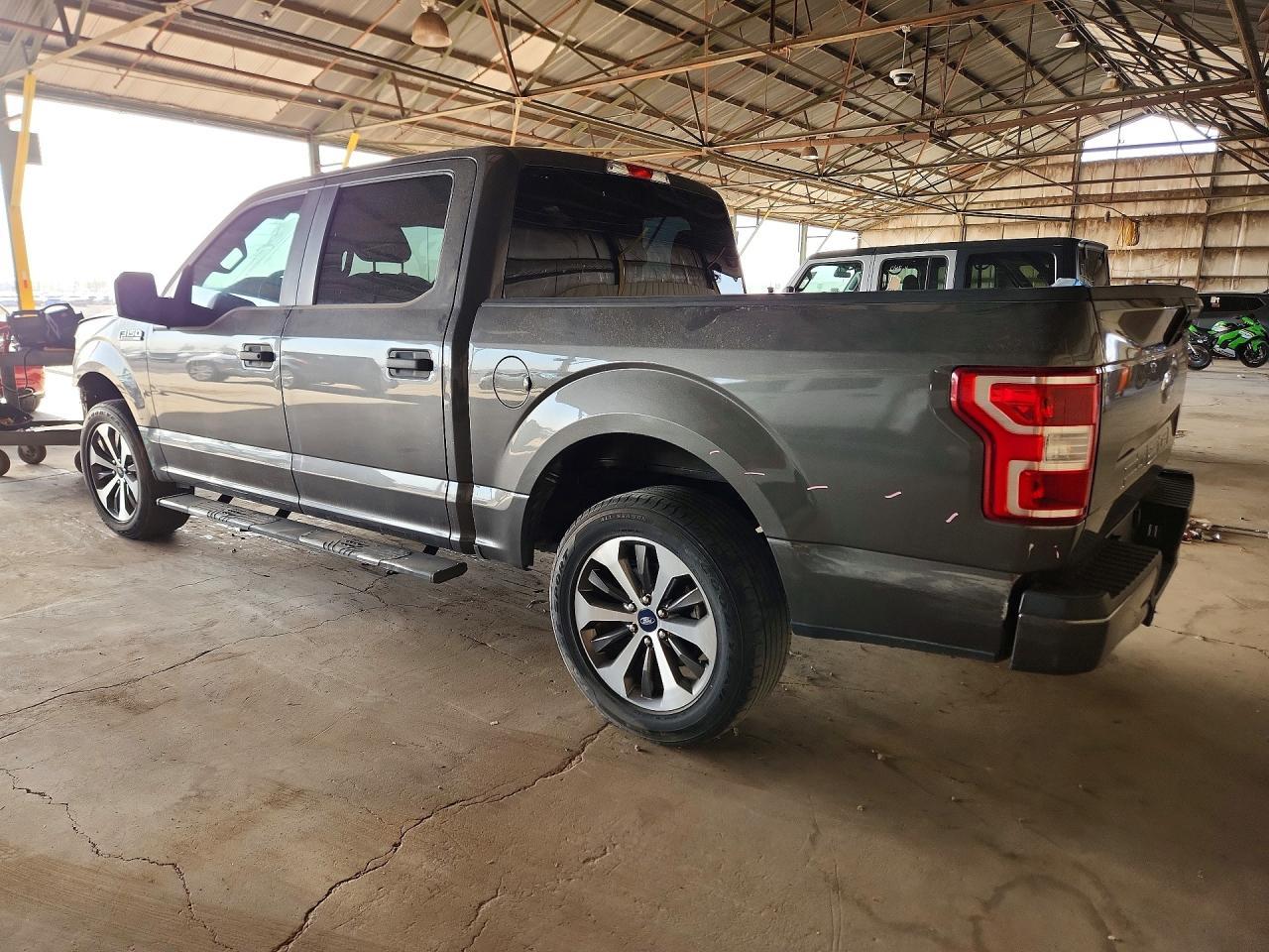 2019 Ford F150 Supercrew - zdjęcie 2
