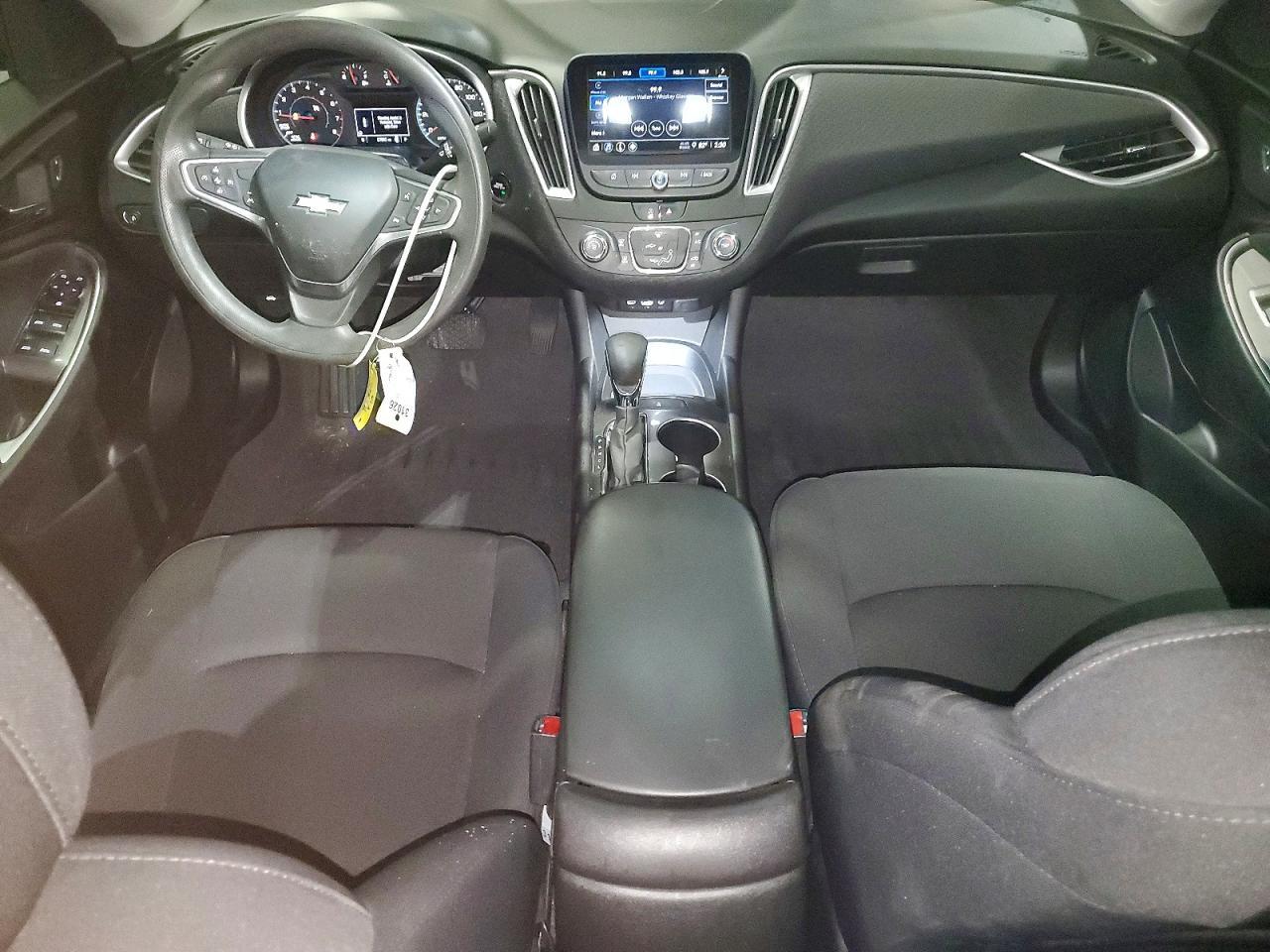 2023 Chevrolet Malibu Ls - zdjęcie 8