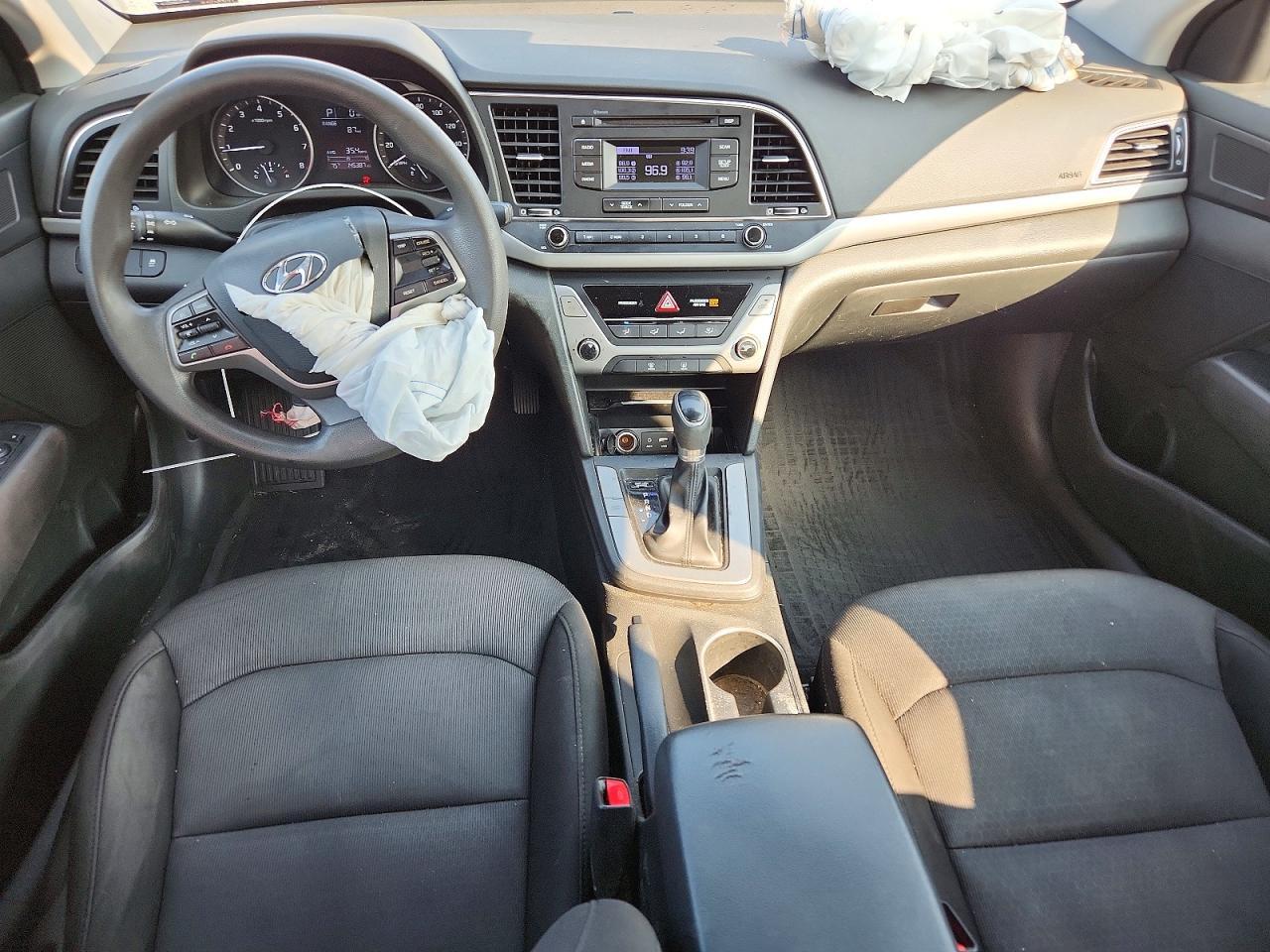 2018 Hyundai Elantra Se - zdjęcie 8