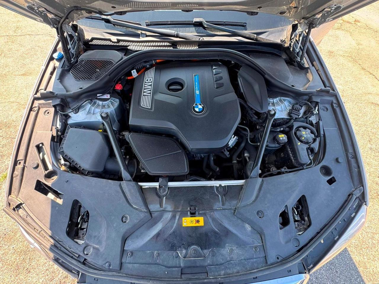 2018 BMW 530Xe - zdjęcie 7