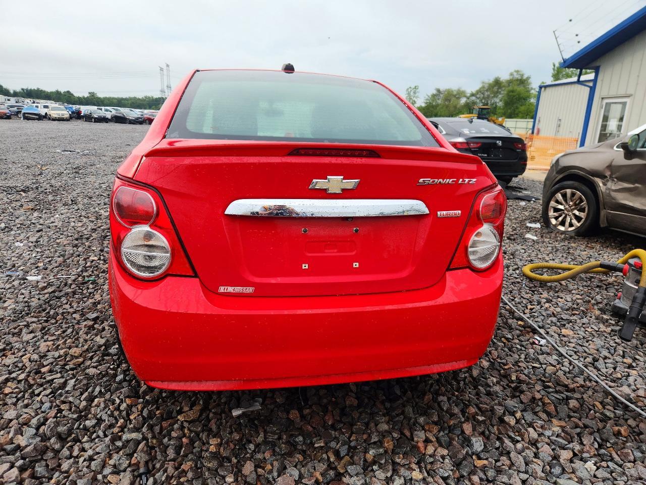 2015 Chevrolet Sonic Ltz - zdjęcie 6