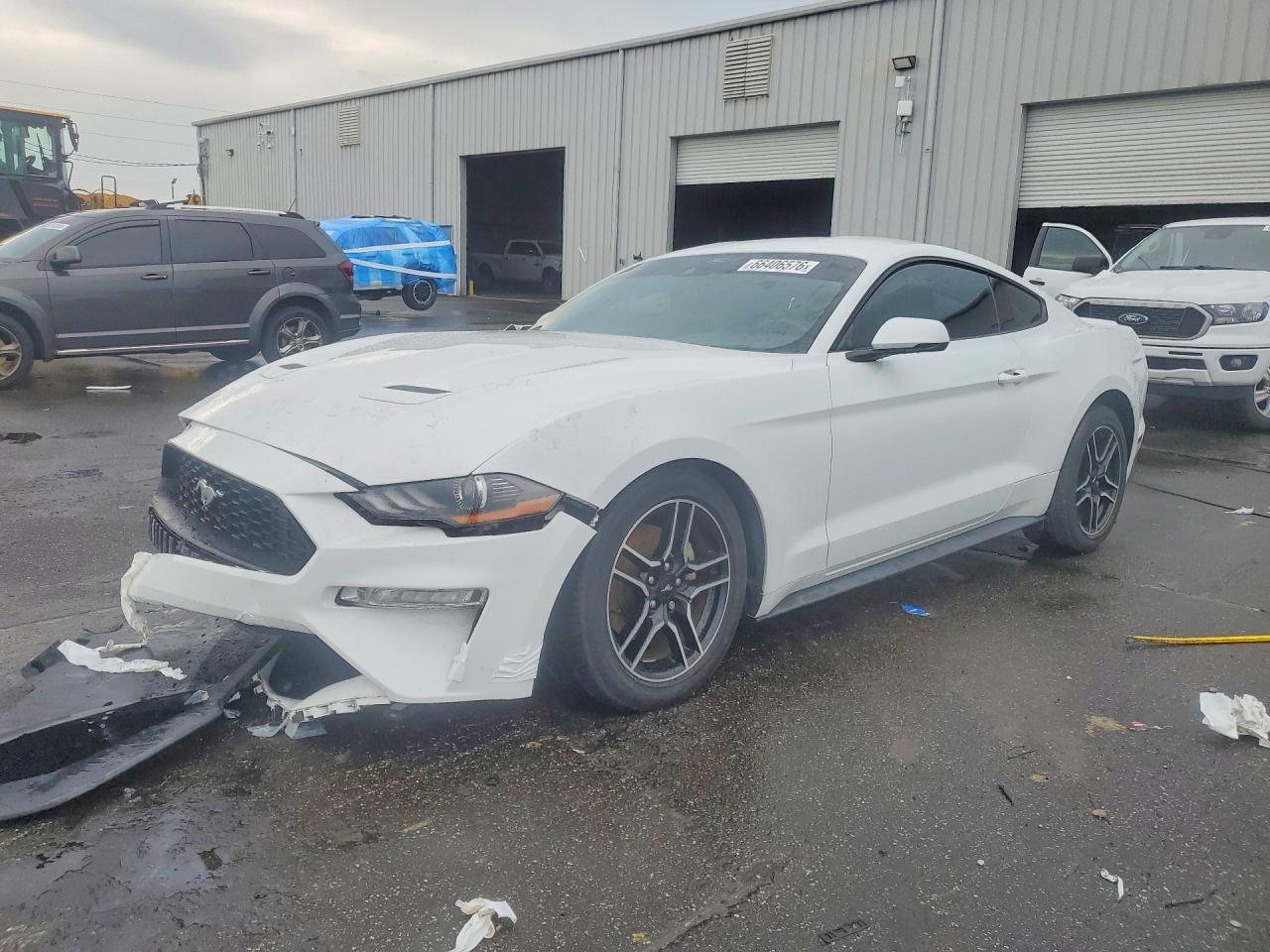 2021 Ford Mustang - zdjęcie główne