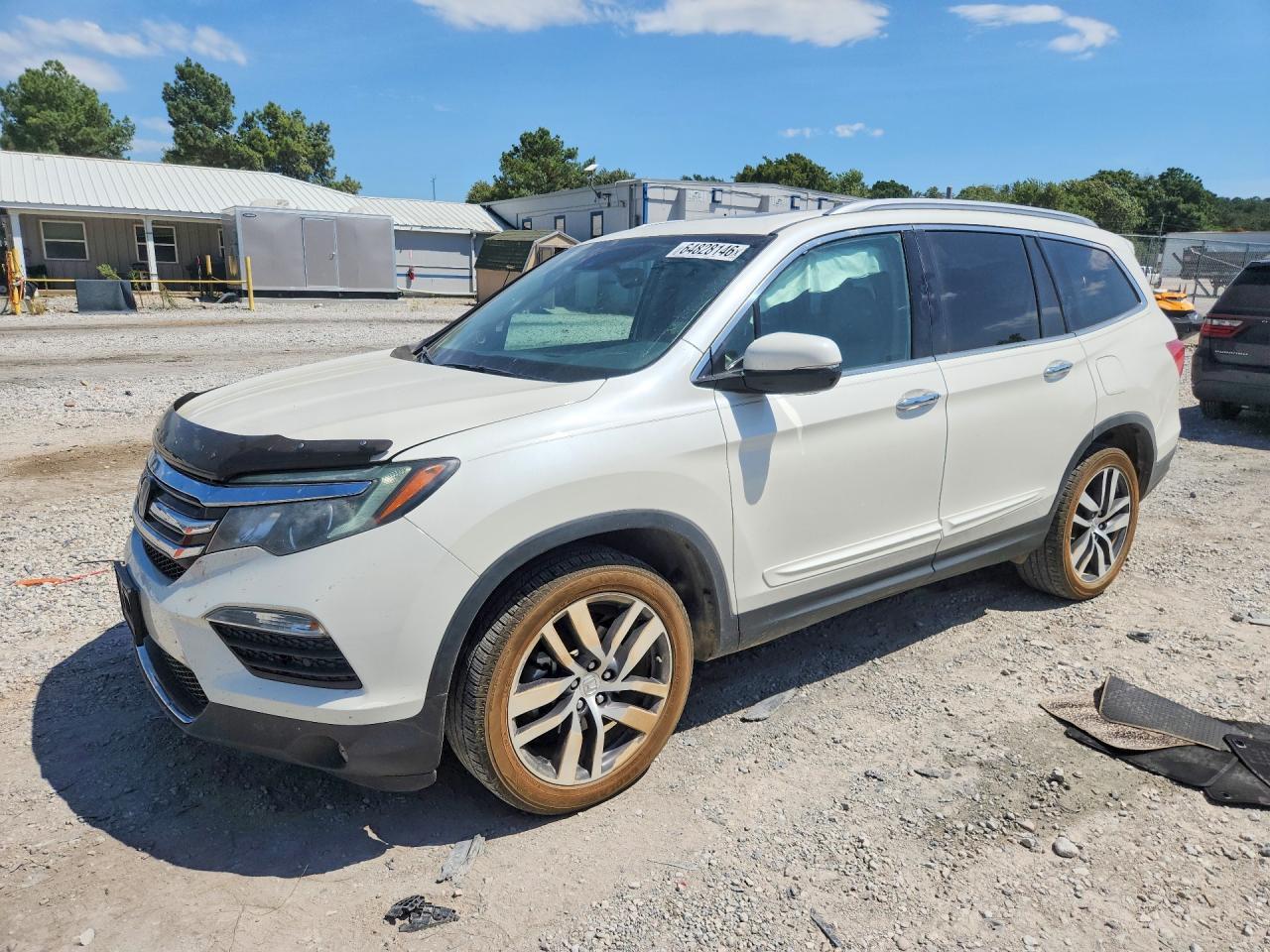 2017 Honda Pilot Touring - zdjęcie główne