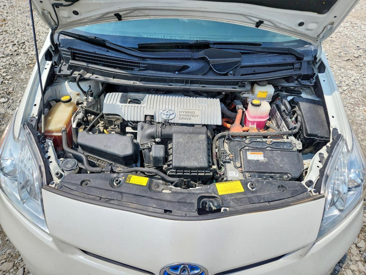 2014 Toyota Prius Two - zdjęcie 11