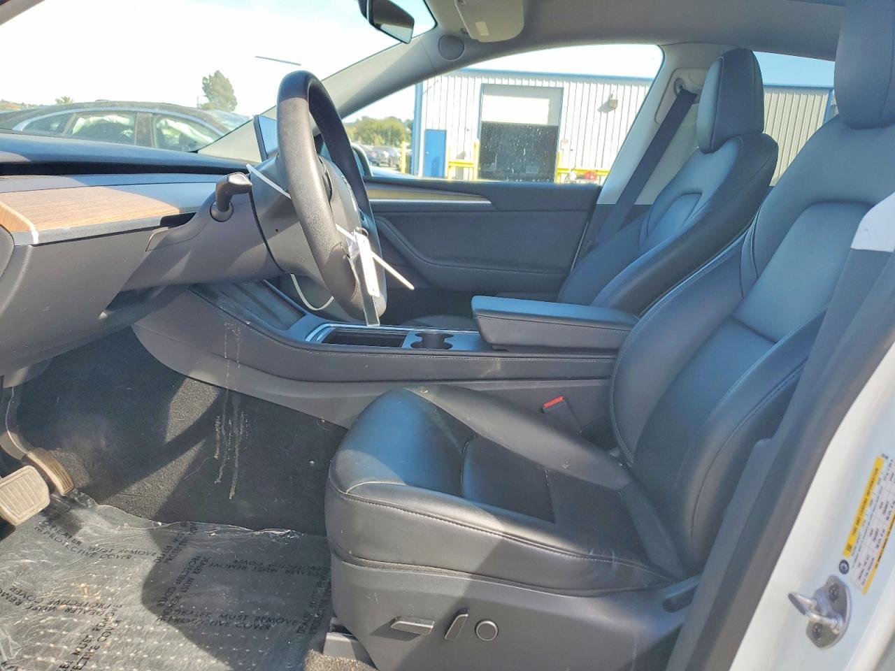 2023 Tesla Model Y - zdjęcie 7