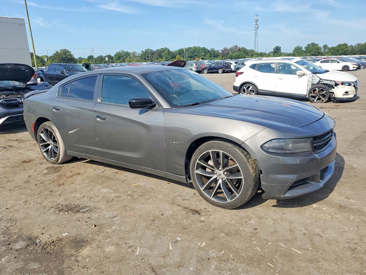2019 Dodge Charger Sxt - zdjęcie 4