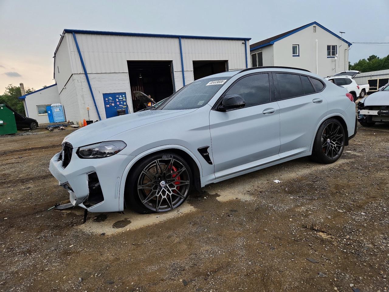 2022 BMW X4 M - zdjęcie główne