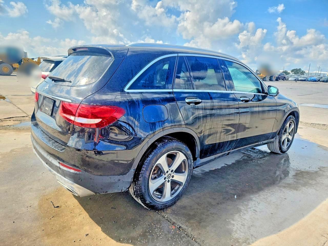 2019 Mercedes-Benz Glc 300 - zdjęcie 3