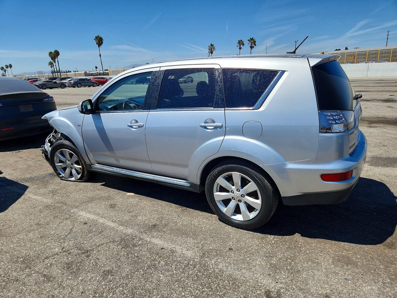 2013 Mitsubishi Outlander Gt - zdjęcie 2