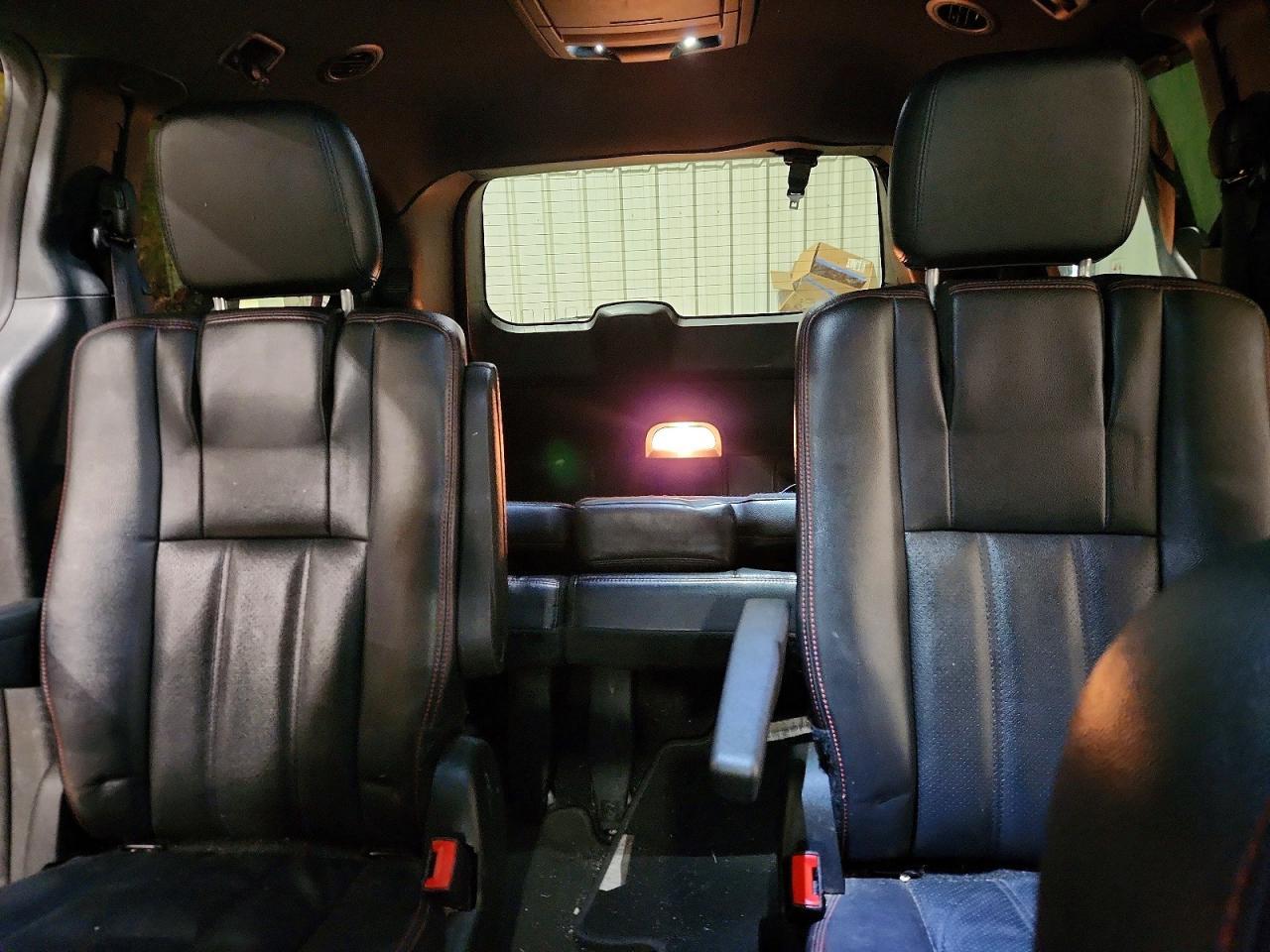 2017 Dodge Grand Caravan Gt - zdjęcie 10