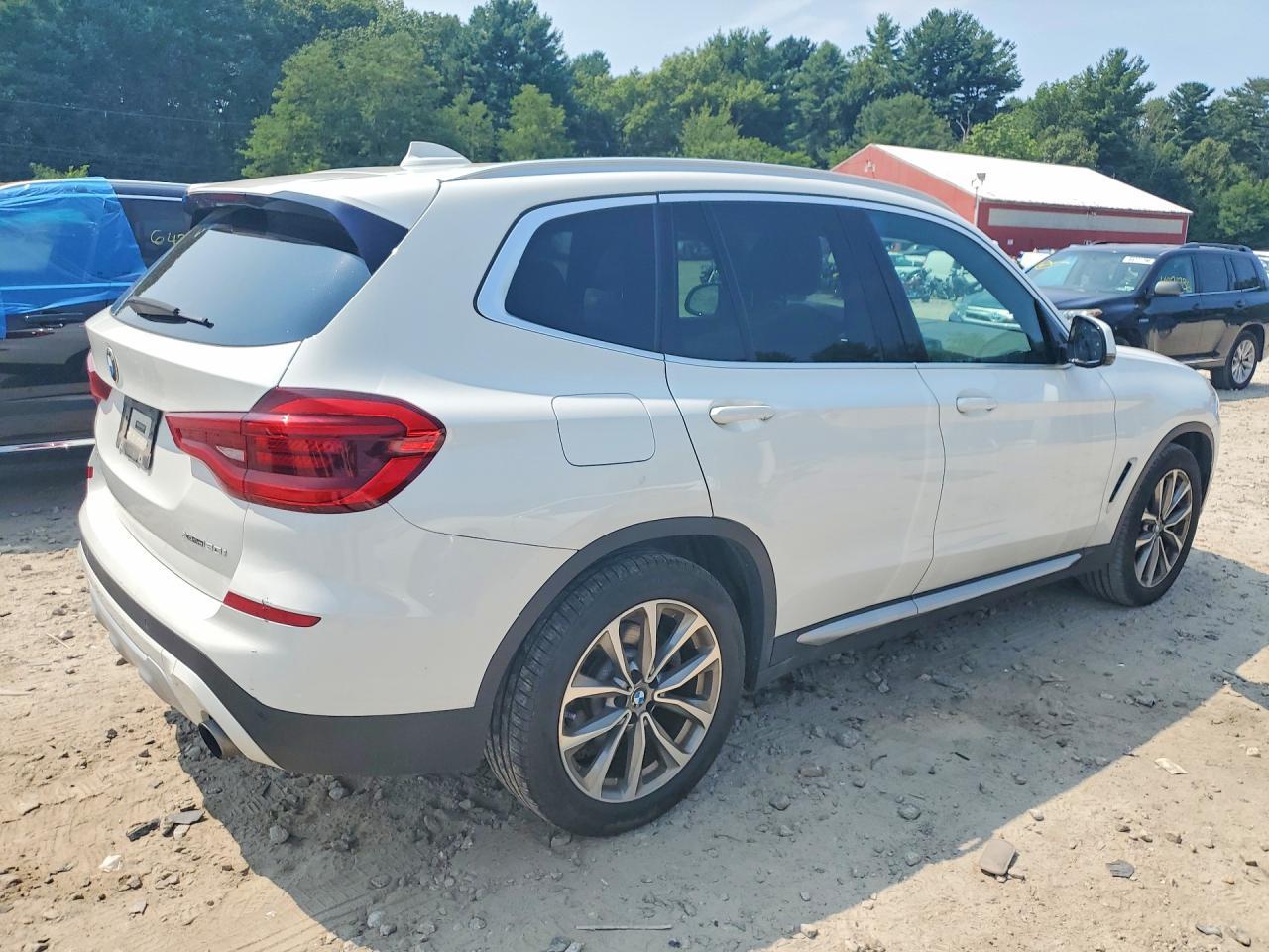 2019 BMW X3 xDrive30I - zdjęcie 3