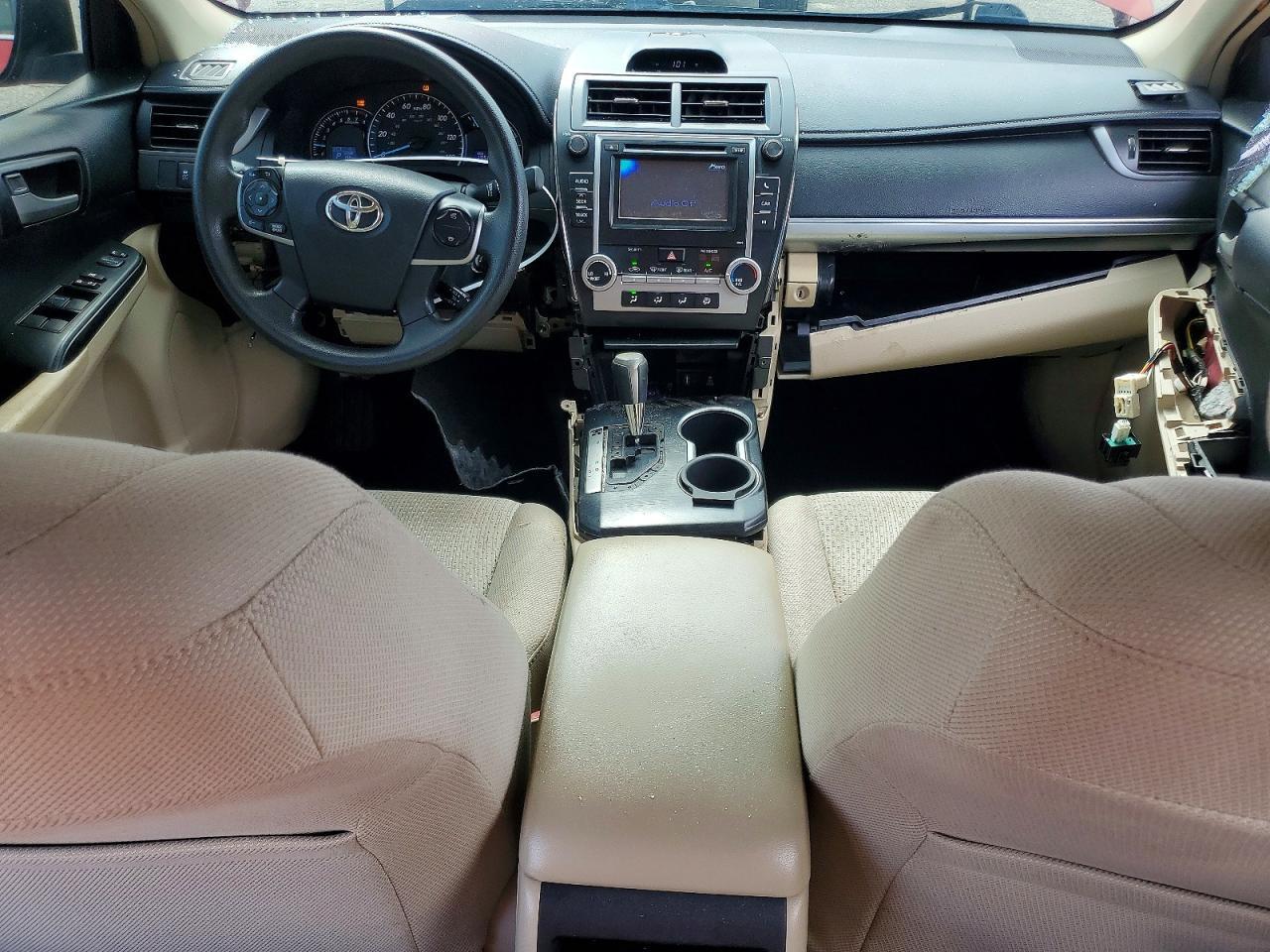 2014 Toyota Camry Le - zdjęcie 8