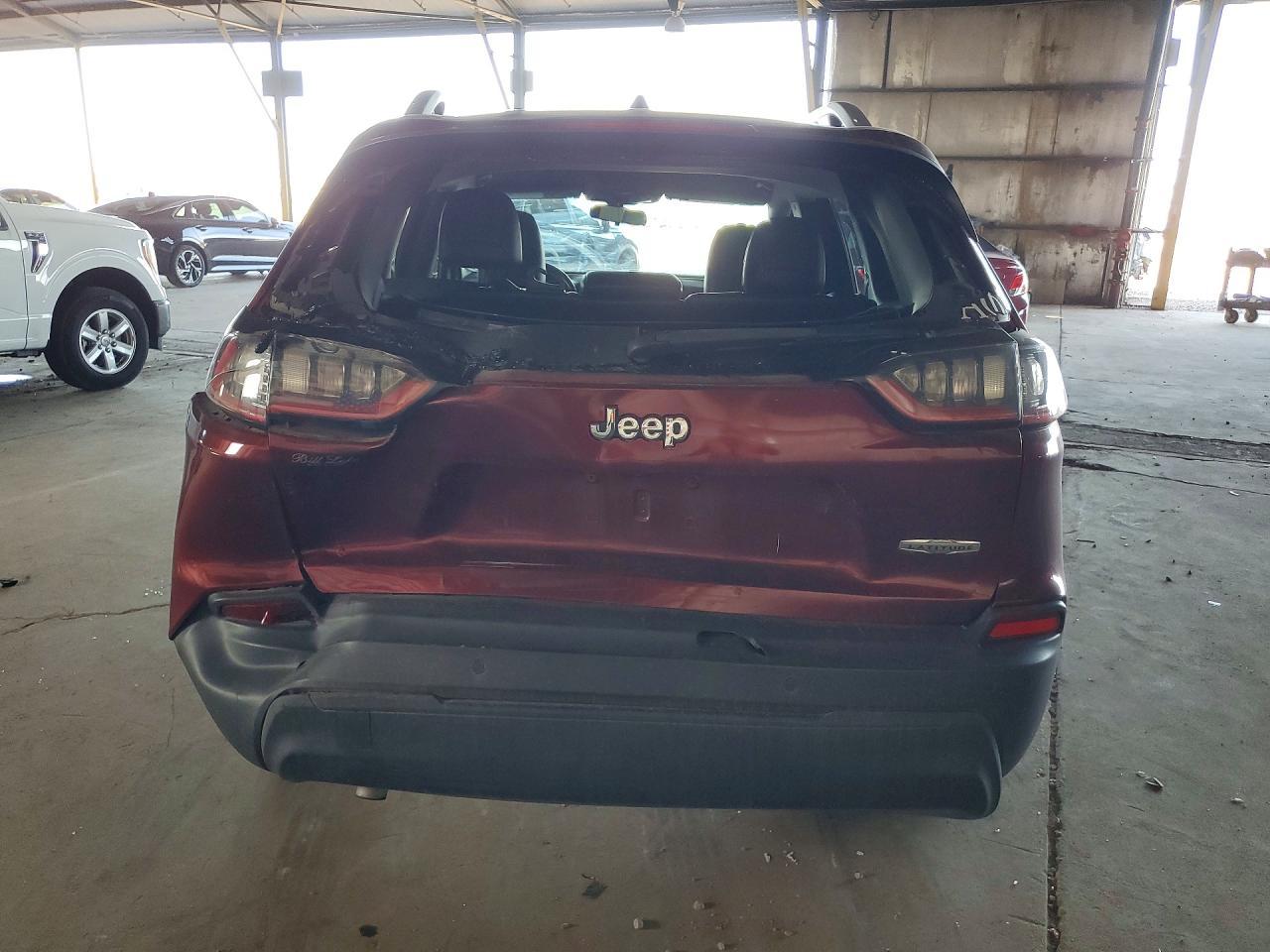 2019 Jeep Cherokee Latitude Plus - zdjęcie 6