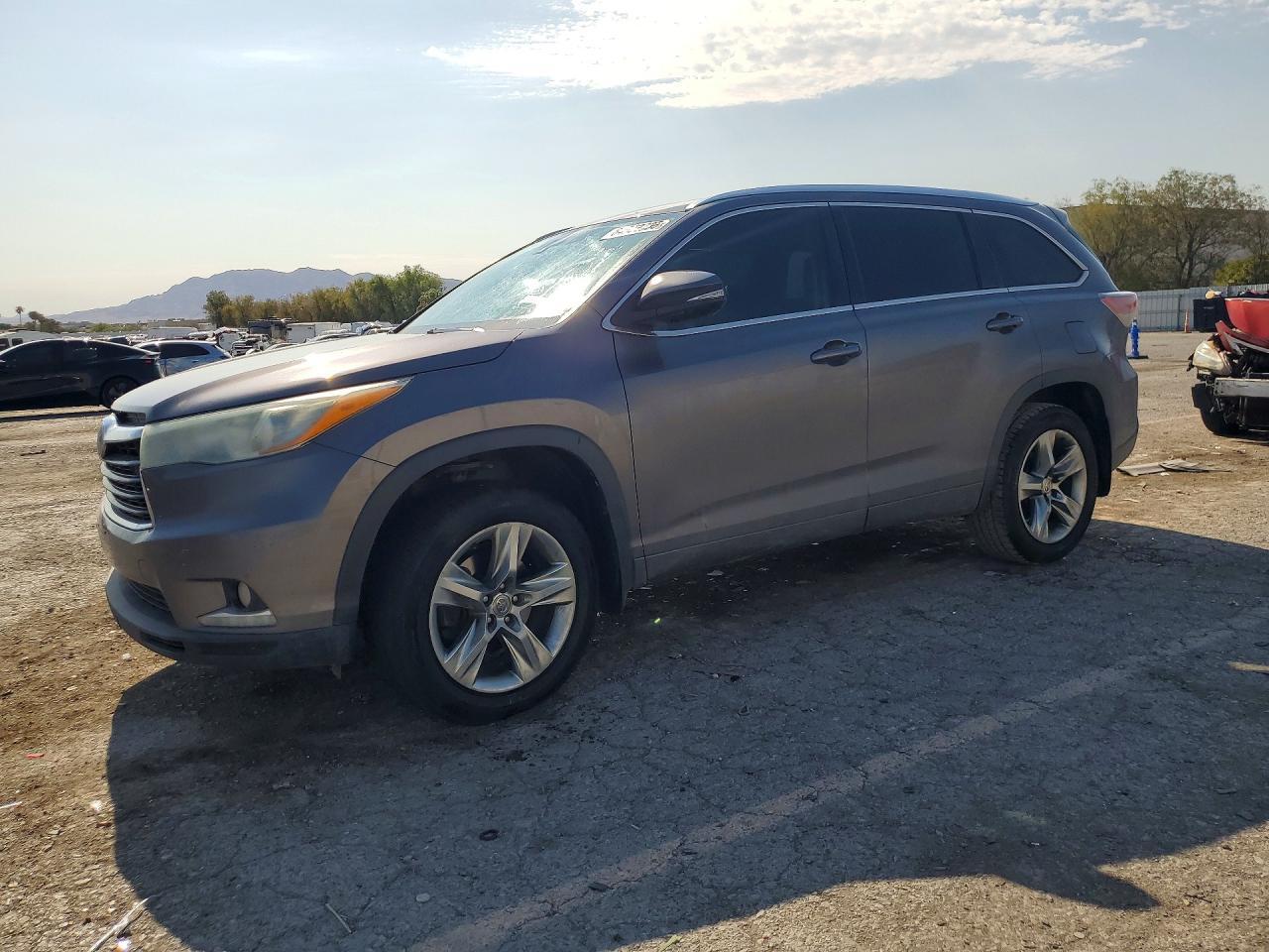 2015 Toyota Highlander Limited - zdjęcie główne