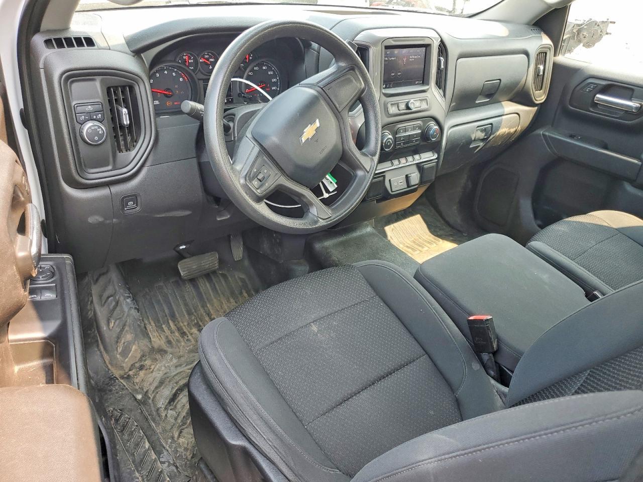 2021 Chevrolet Silverado C1500 - zdjęcie 8