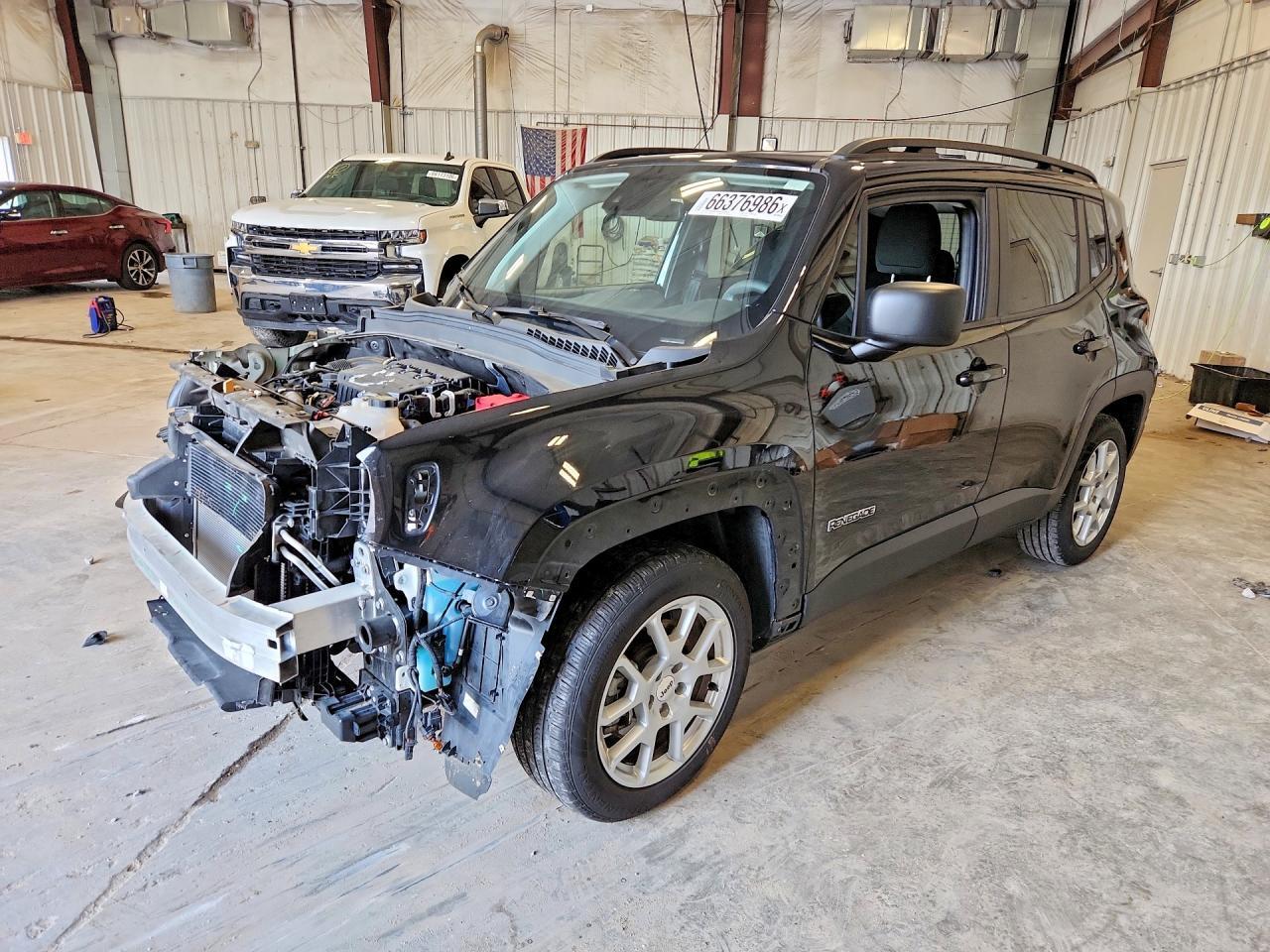 2022 Jeep Renegade Sport - zdjęcie główne