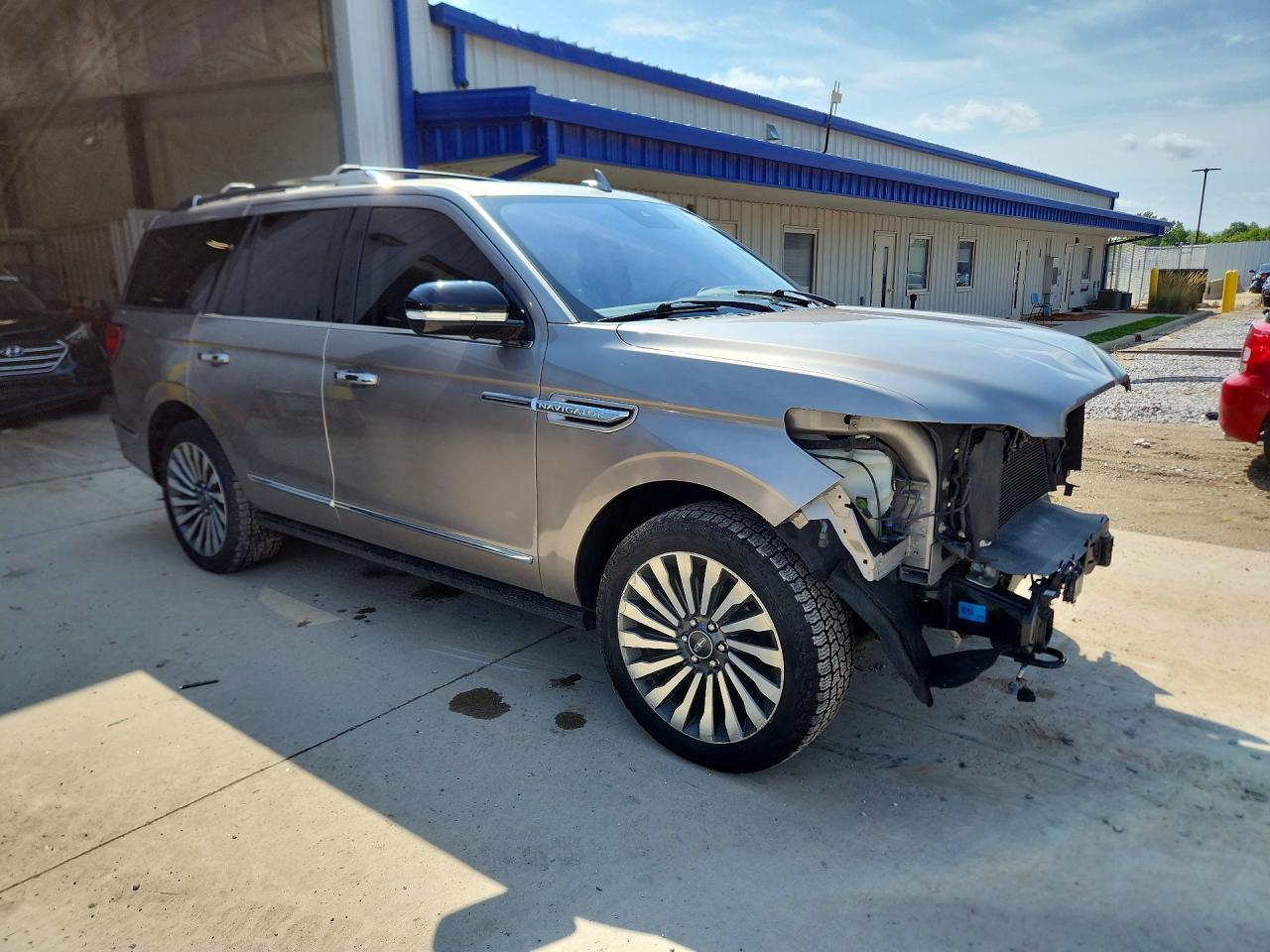 2019 Lincoln Navigator Reserve - zdjęcie 4