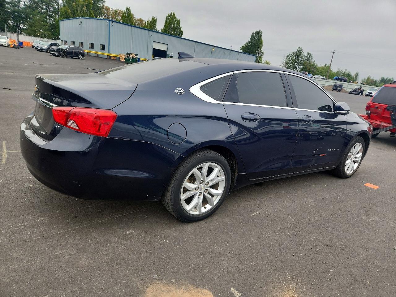 2017 Chevrolet Impala Lt - zdjęcie 3