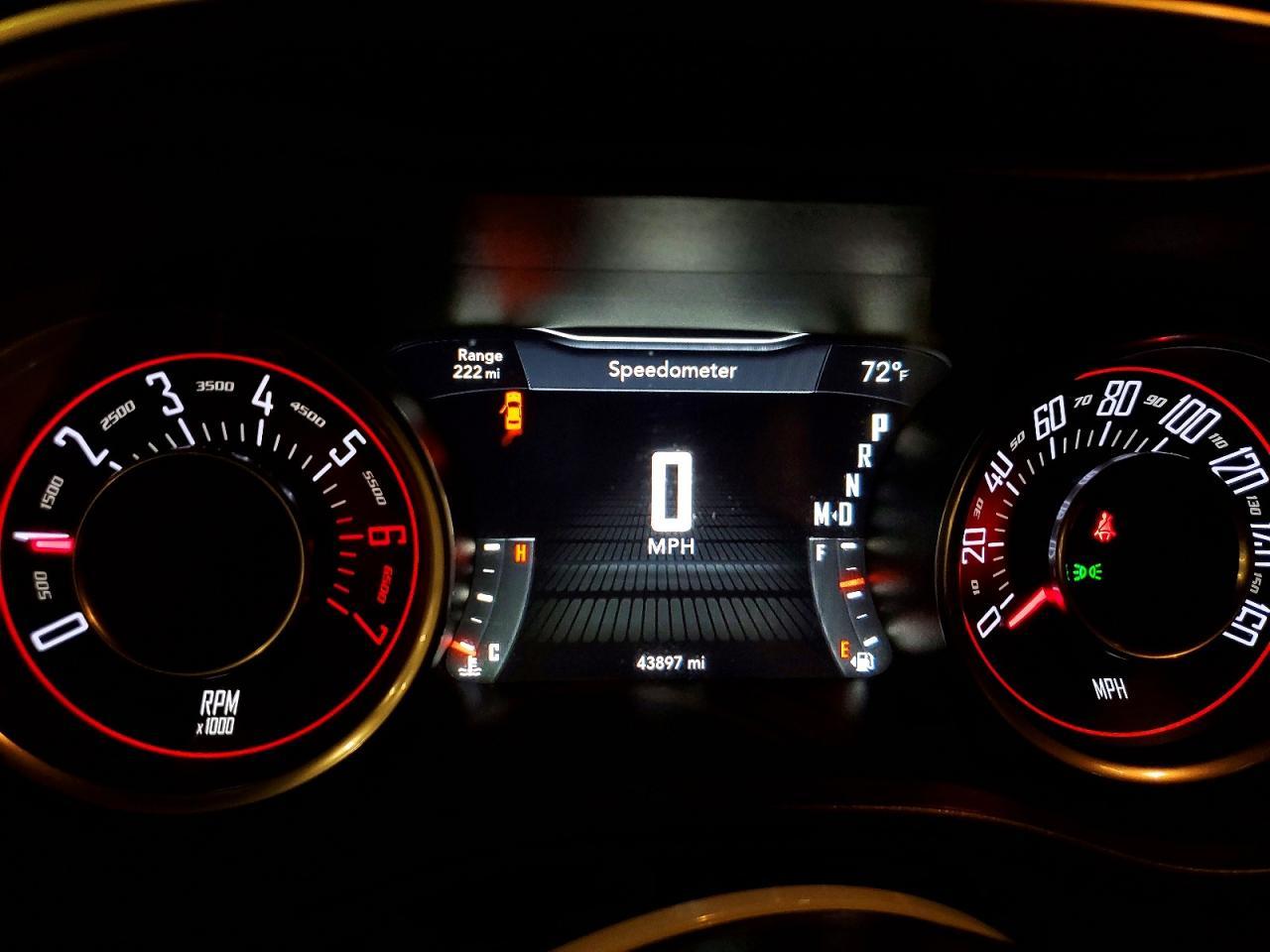 2015 Dodge Challenger Sxt - zdjęcie 9