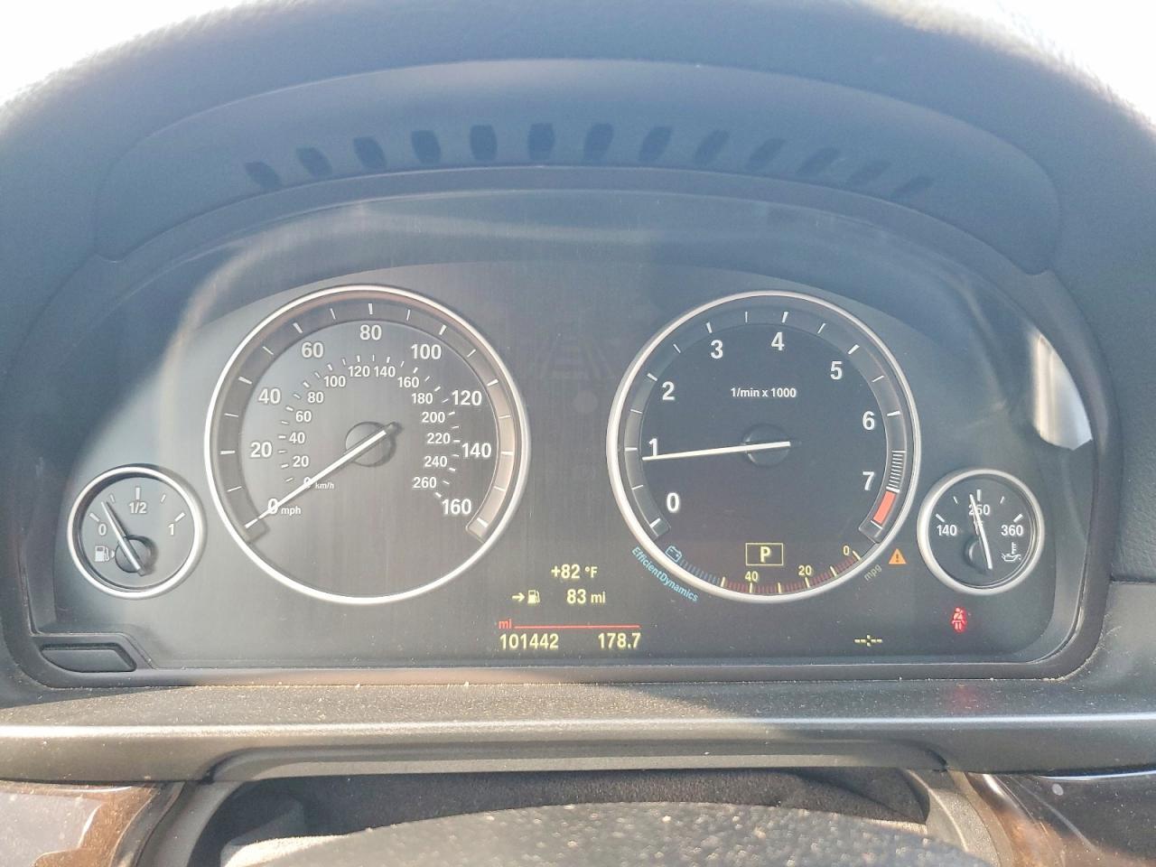 2015 BMW Seria 5 528i - zdjęcie 9