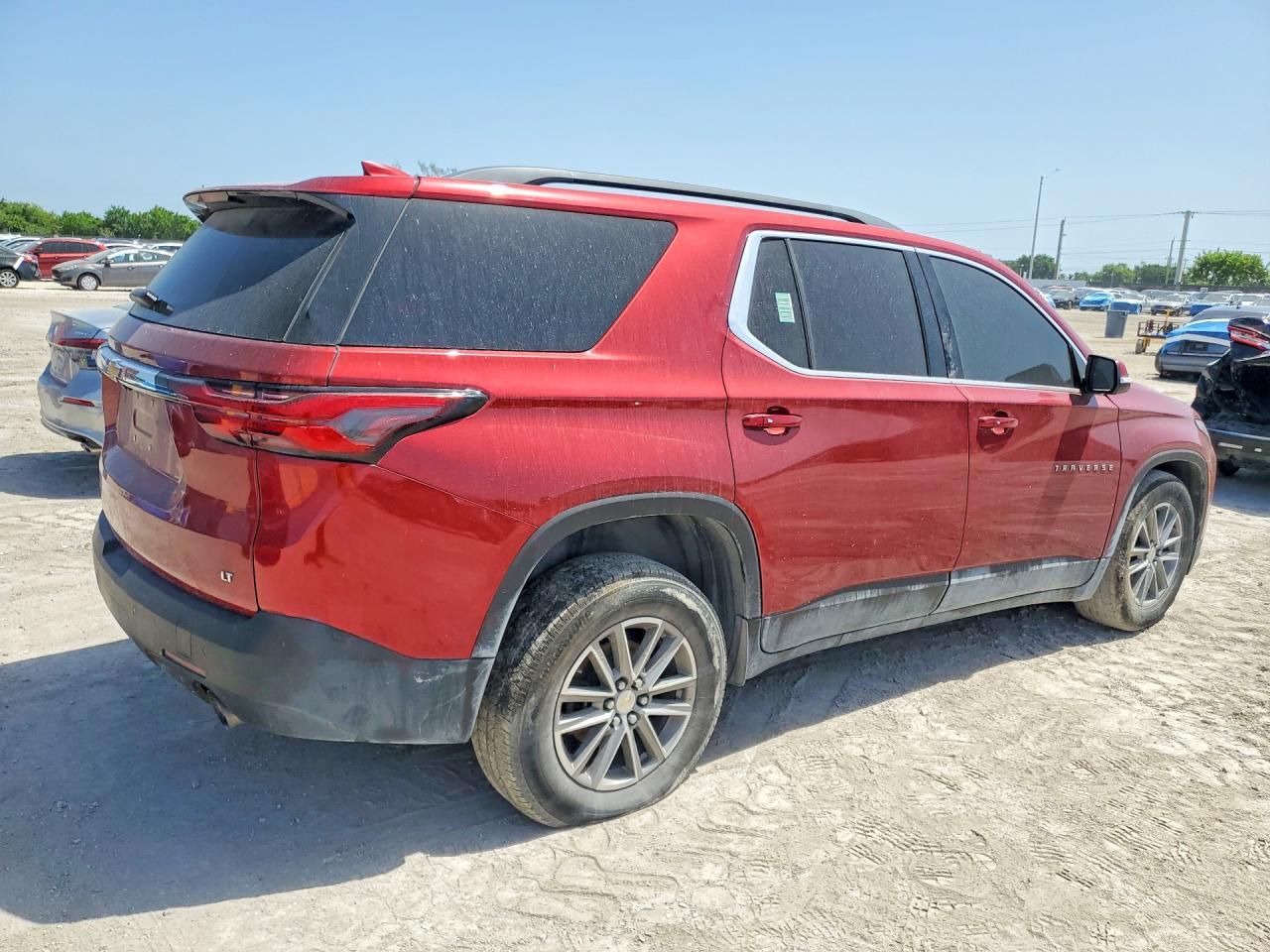 2023 Chevrolet Traverse Lt - zdjęcie 3