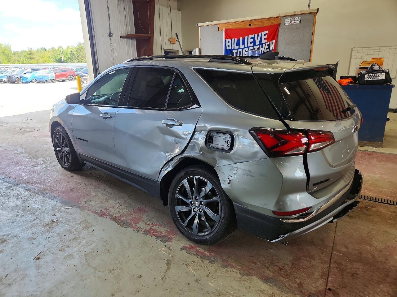 2023 Chevrolet Equinox Rs - zdjęcie 2