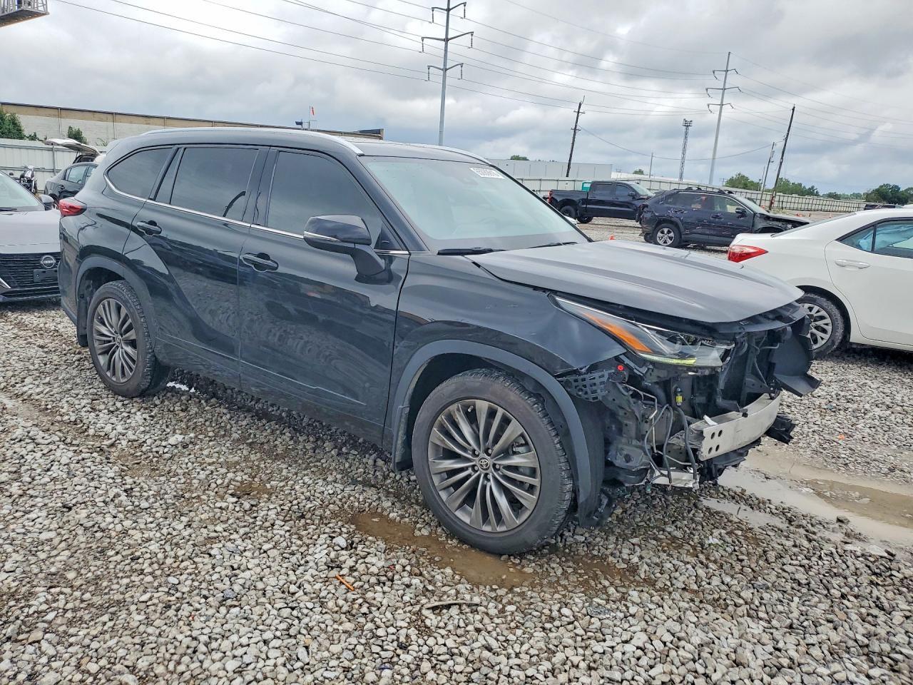 2020 Toyota Highlander Platinum - zdjęcie 4