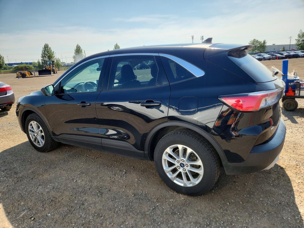 2020 Ford Escape - zdjęcie 2
