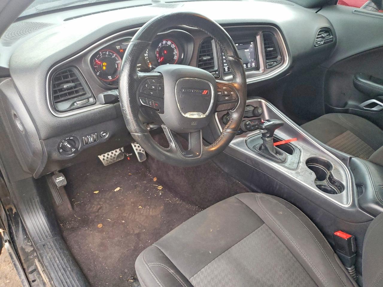 2016 Dodge Challenger Sxt - zdjęcie 8