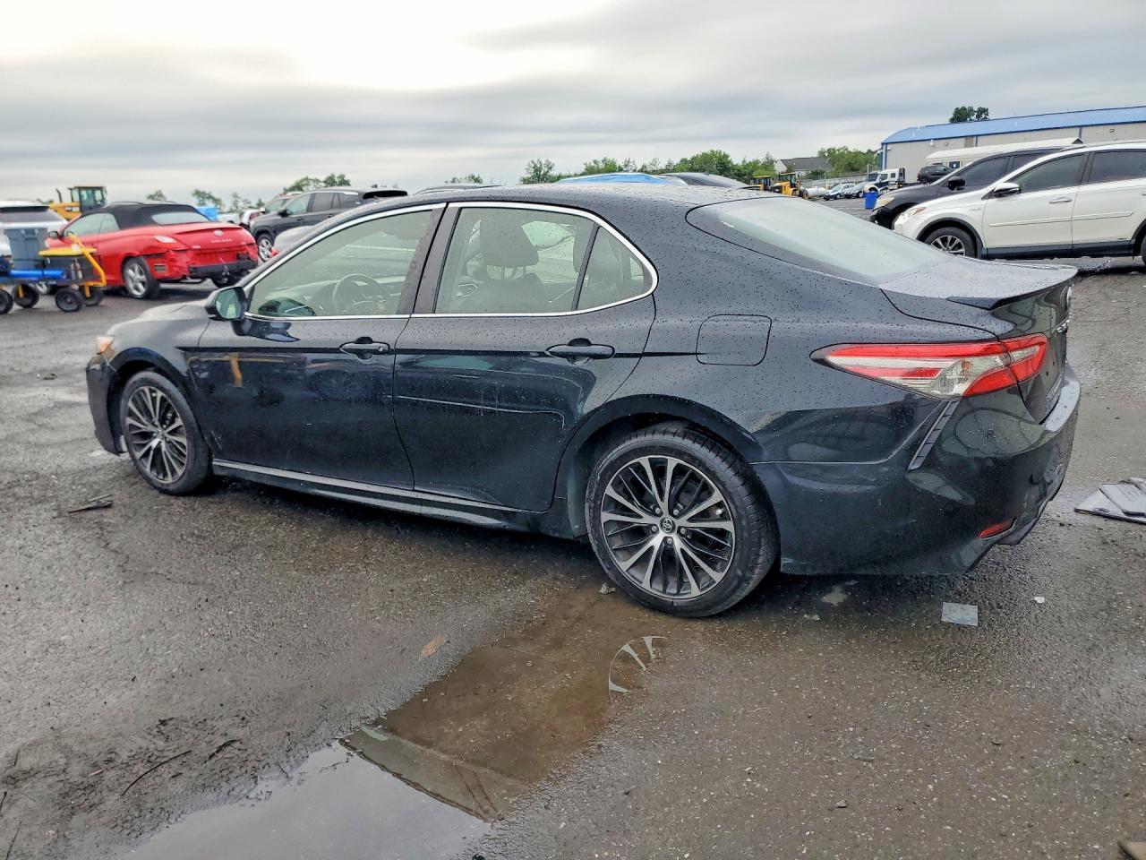 2018 Toyota Camry Se - zdjęcie 2