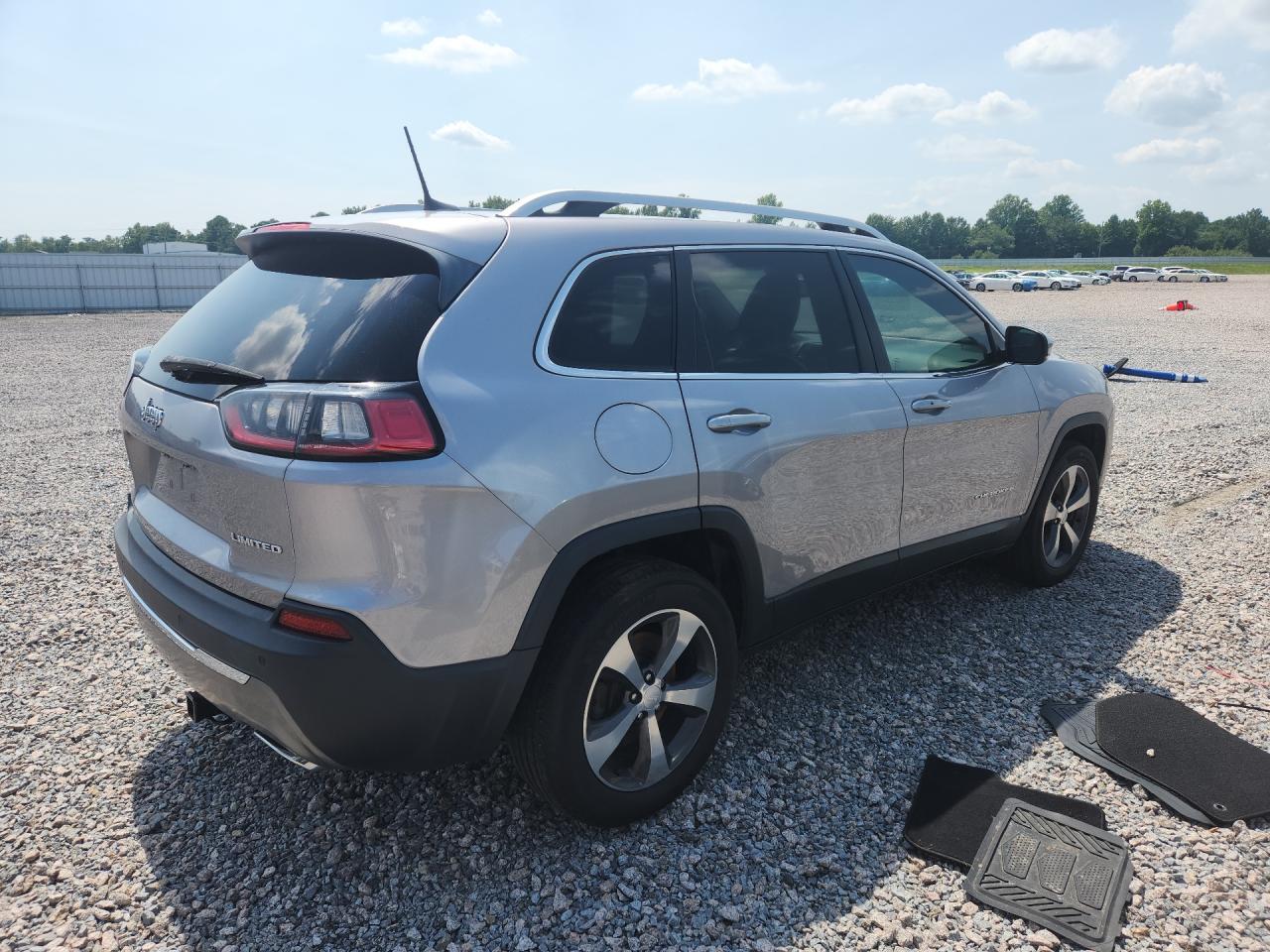 2019 Jeep Cherokee Limited - zdjęcie 3