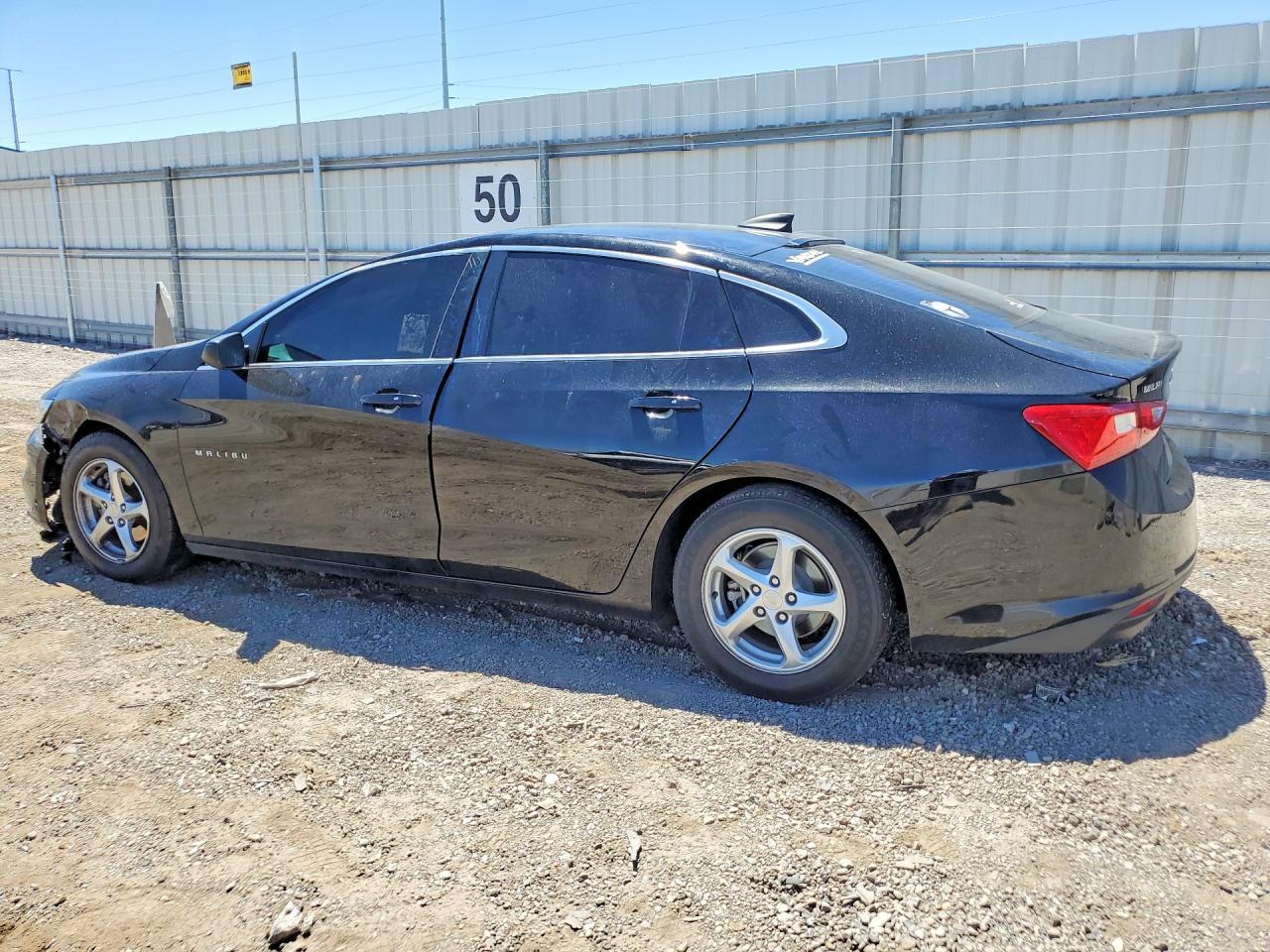 2018 Chevrolet Malibu Ls - zdjęcie 2