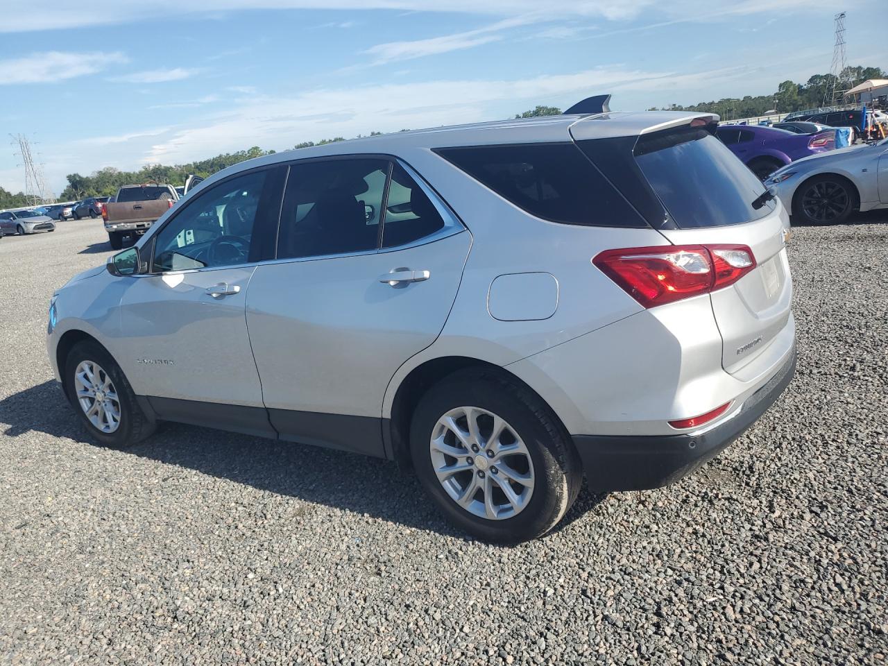 2020 Chevrolet Equinox Lt - zdjęcie 2