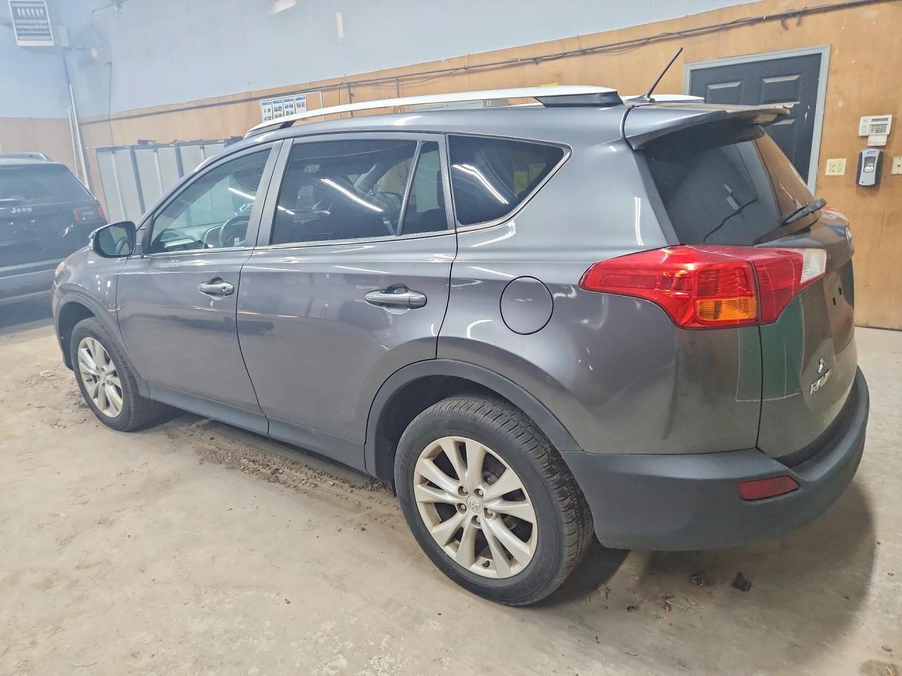 2015 Toyota Rav4 Limited - zdjęcie 2
