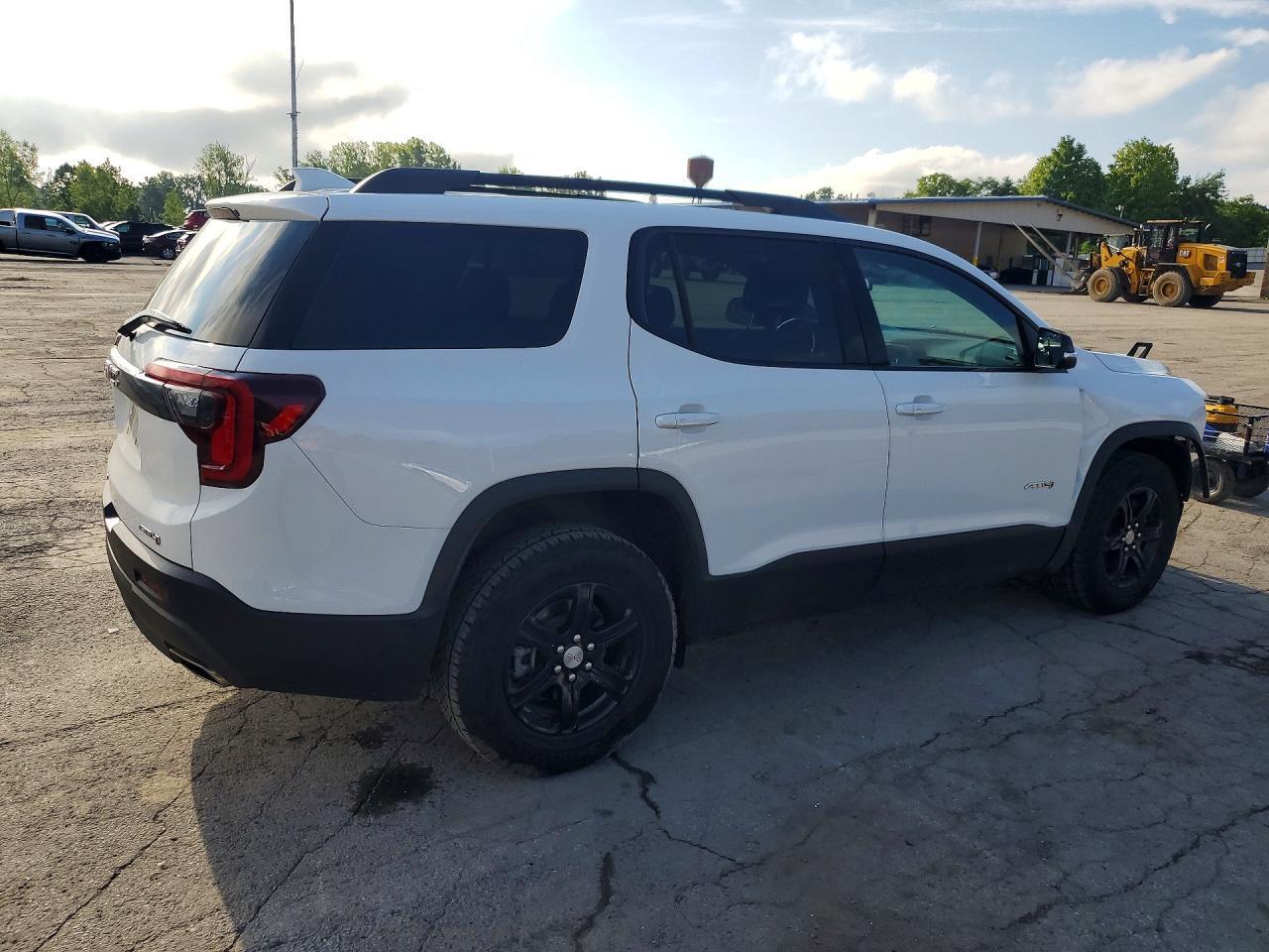 2023 GMC Acadia At4 - zdjęcie 3