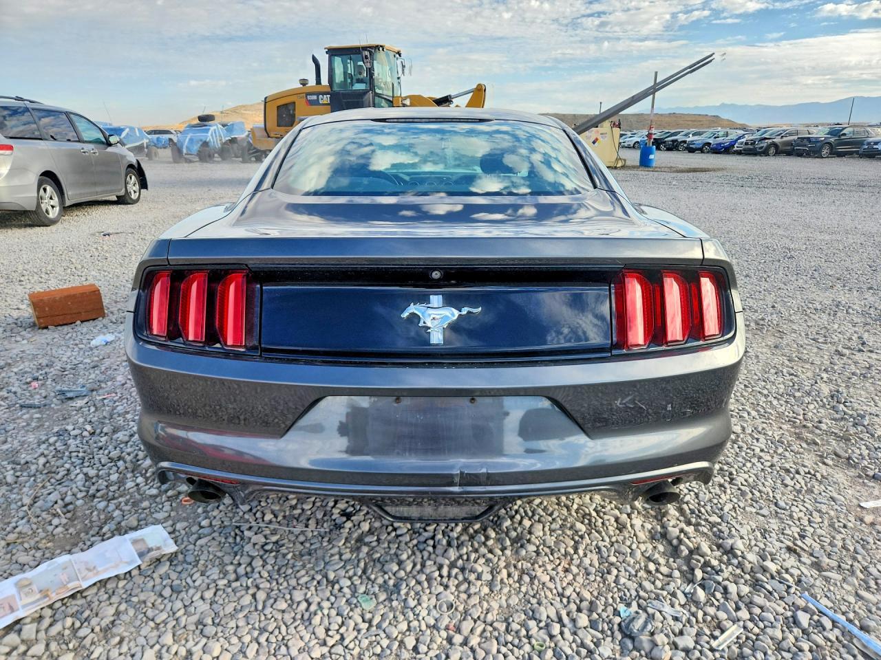 2015 Ford Mustang - zdjęcie 6