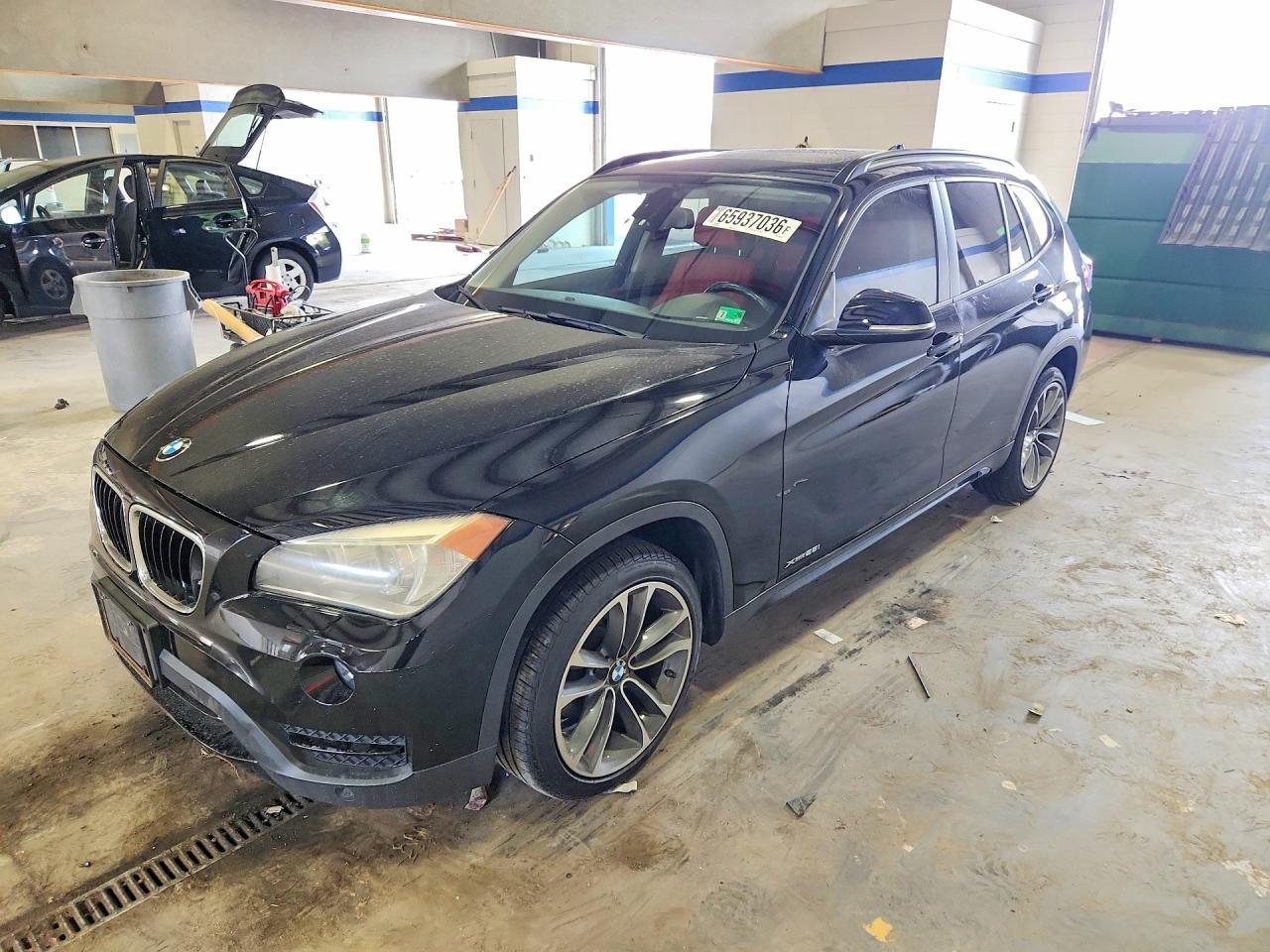 2013 BMW X1 xDrive28I - zdjęcie główne