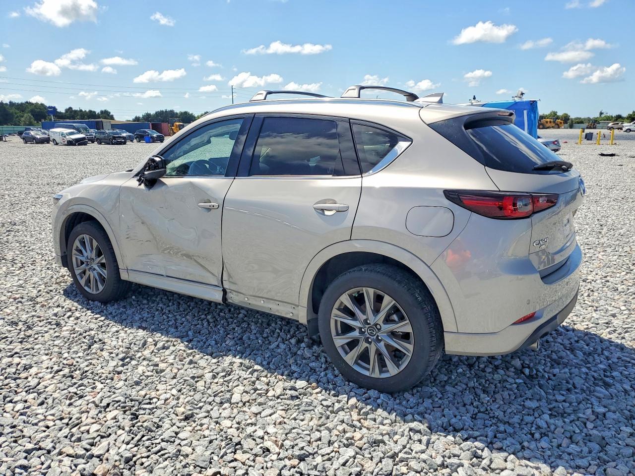 2025 Mazda Cx-5 Premium Plus - zdjęcie 2
