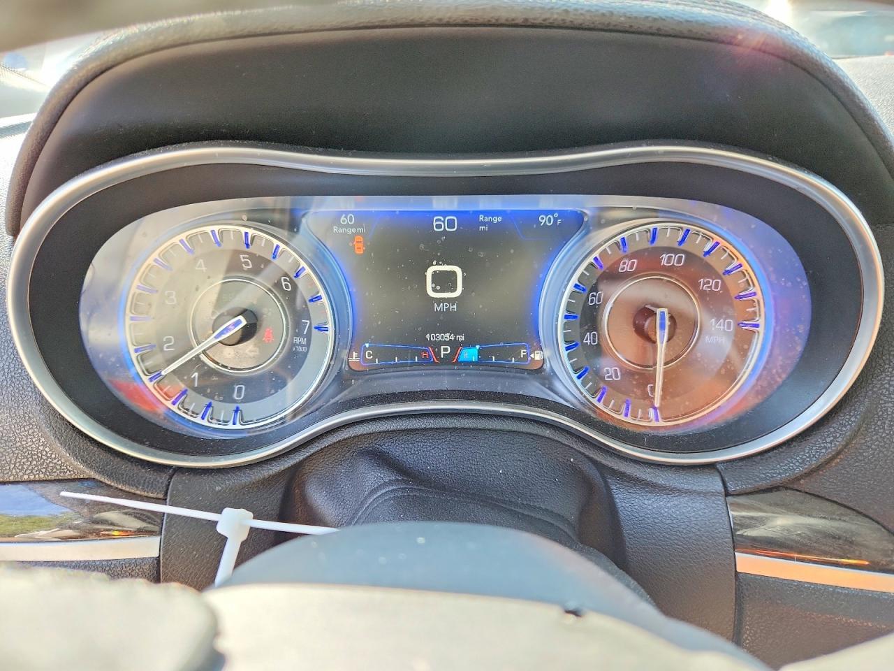 2016 Chrysler 300 Limited - zdjęcie 9