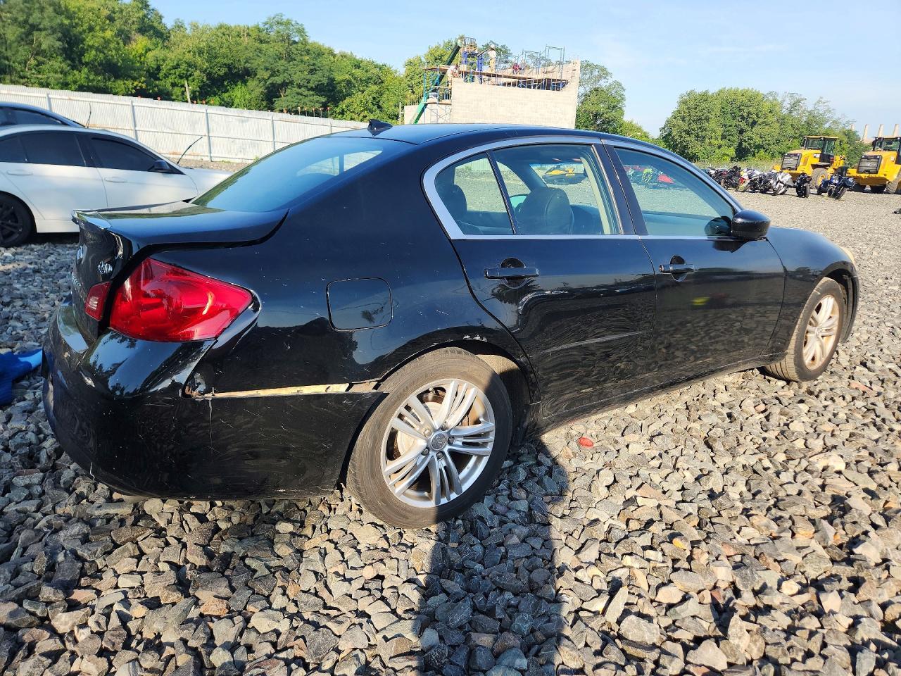 2015 Infiniti Q40 Base - zdjęcie 3