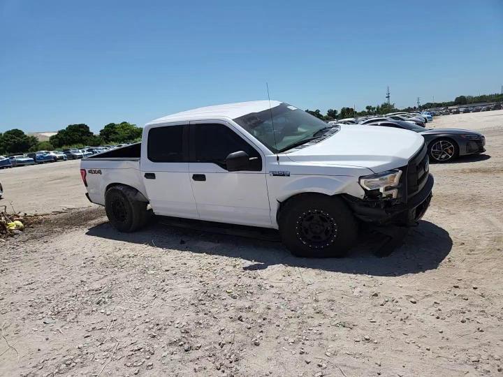2017 Ford F150 Supercrew - zdjęcie 13